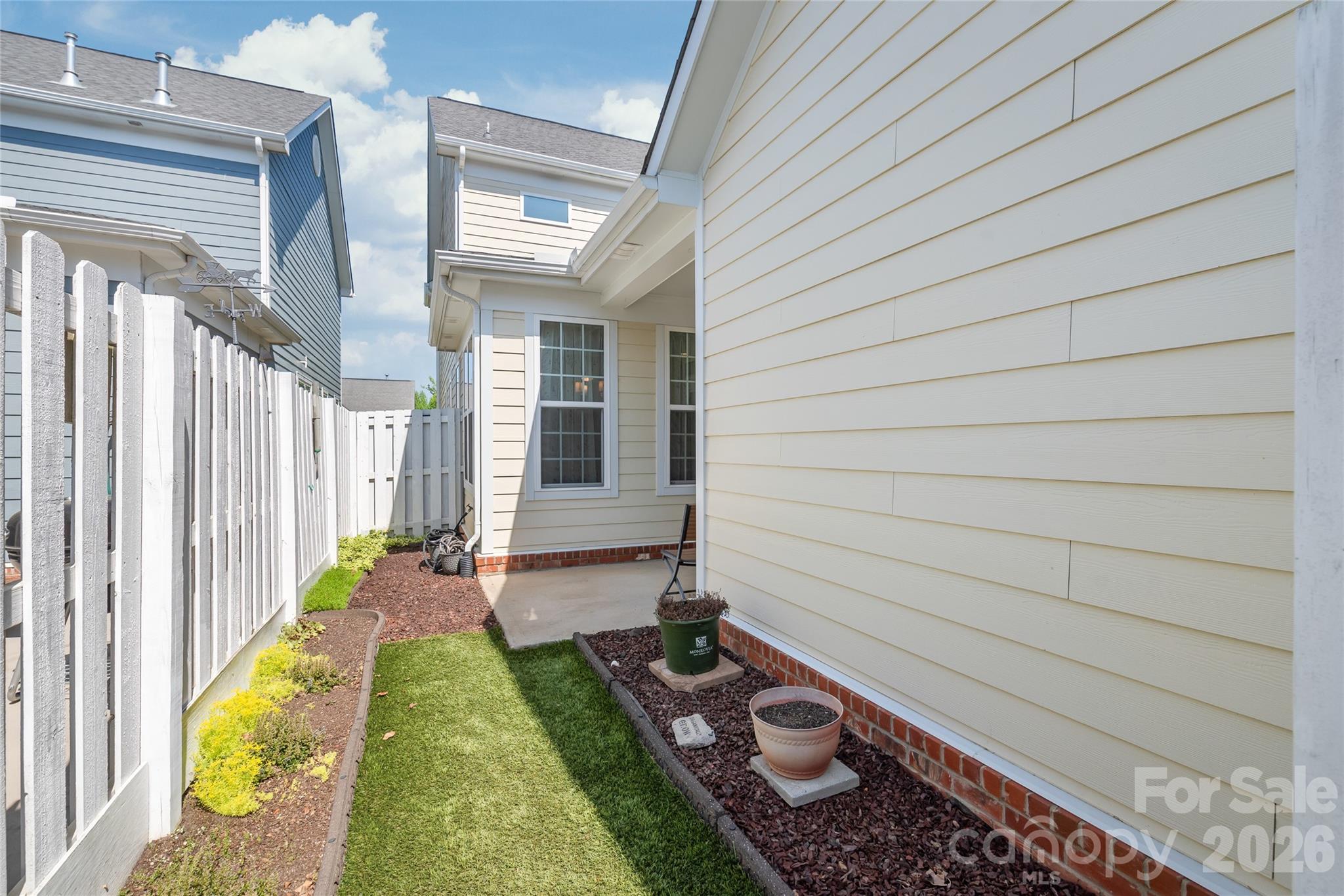 6446 Hove Road — Mint Hill