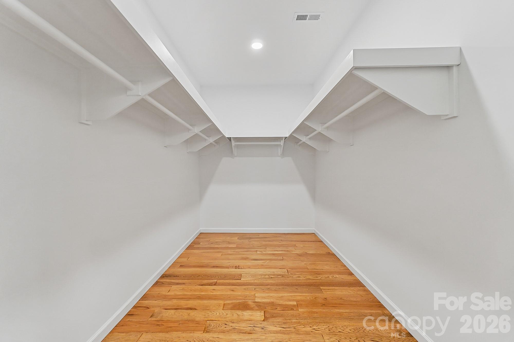 467 COUNTRYWOOD Place SE — Concord