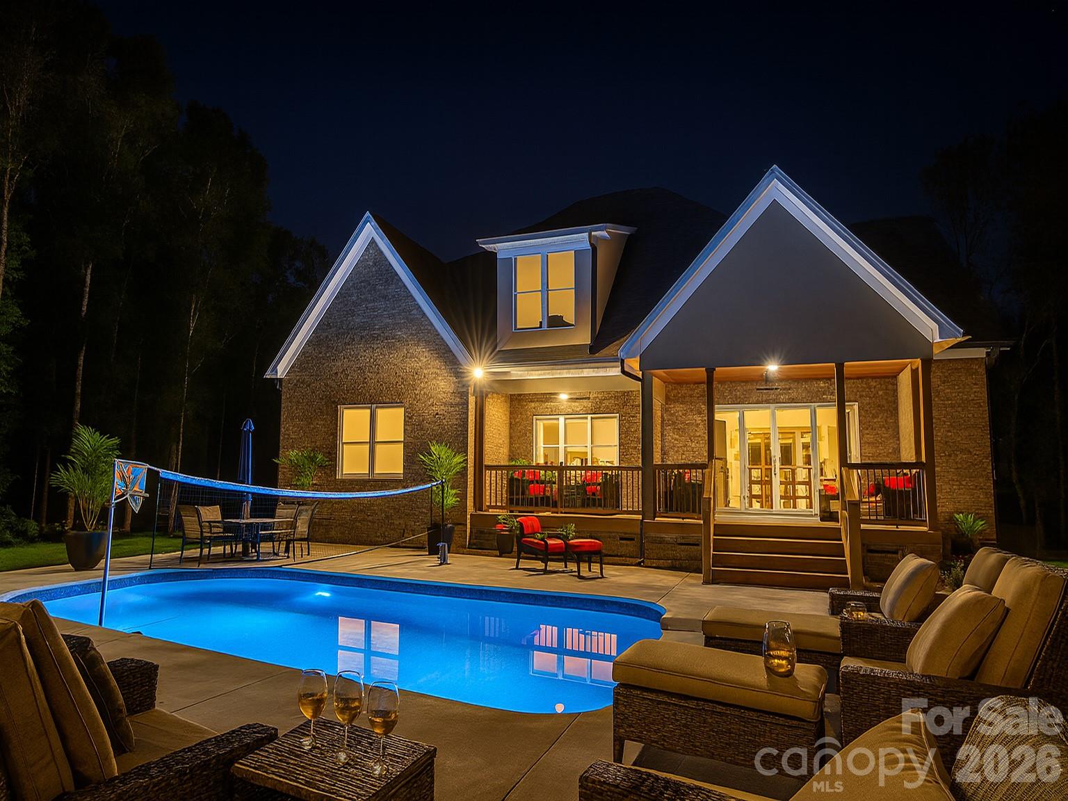 467 COUNTRYWOOD Place SE — Concord