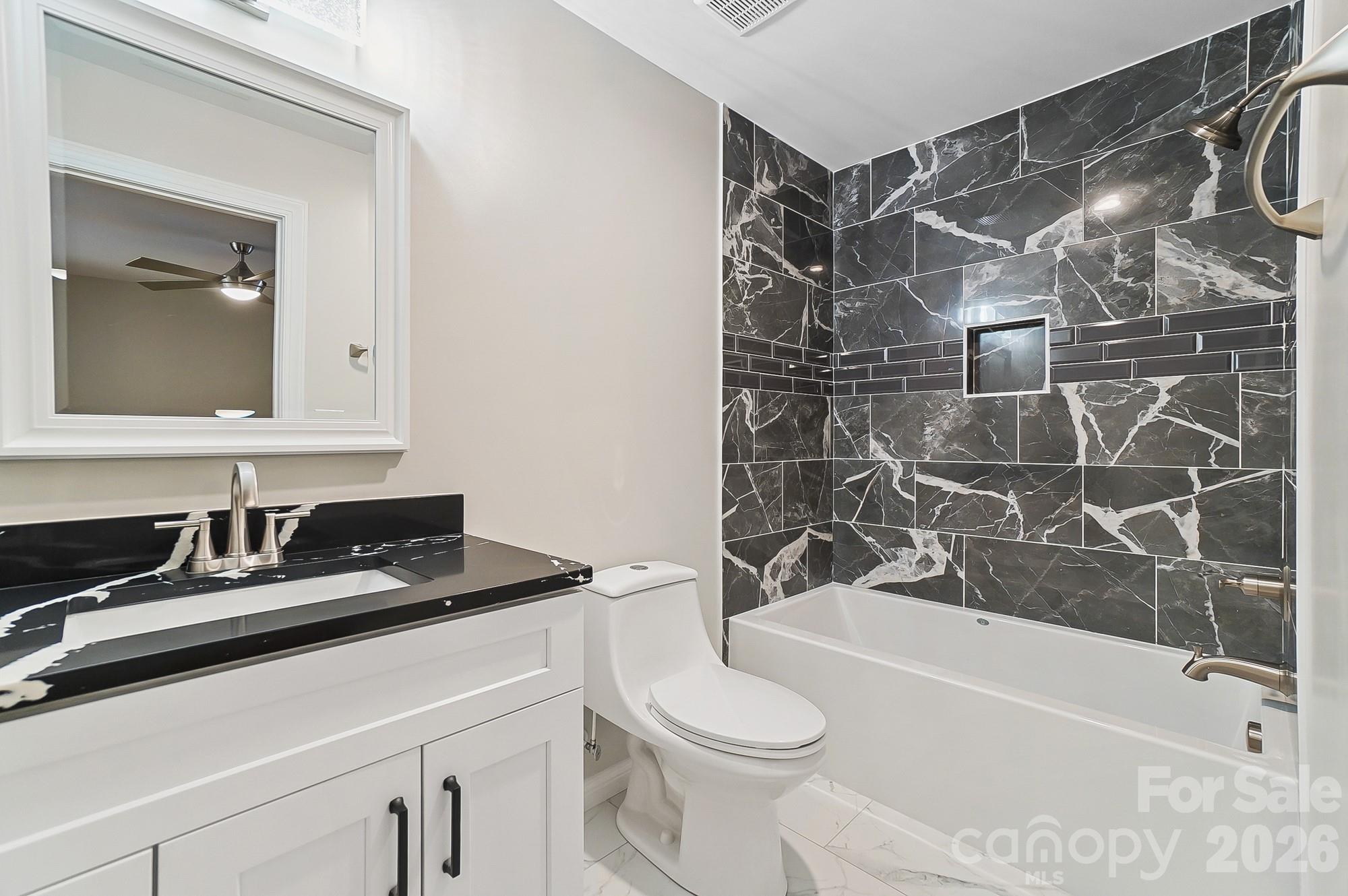 467 COUNTRYWOOD Place SE — Concord