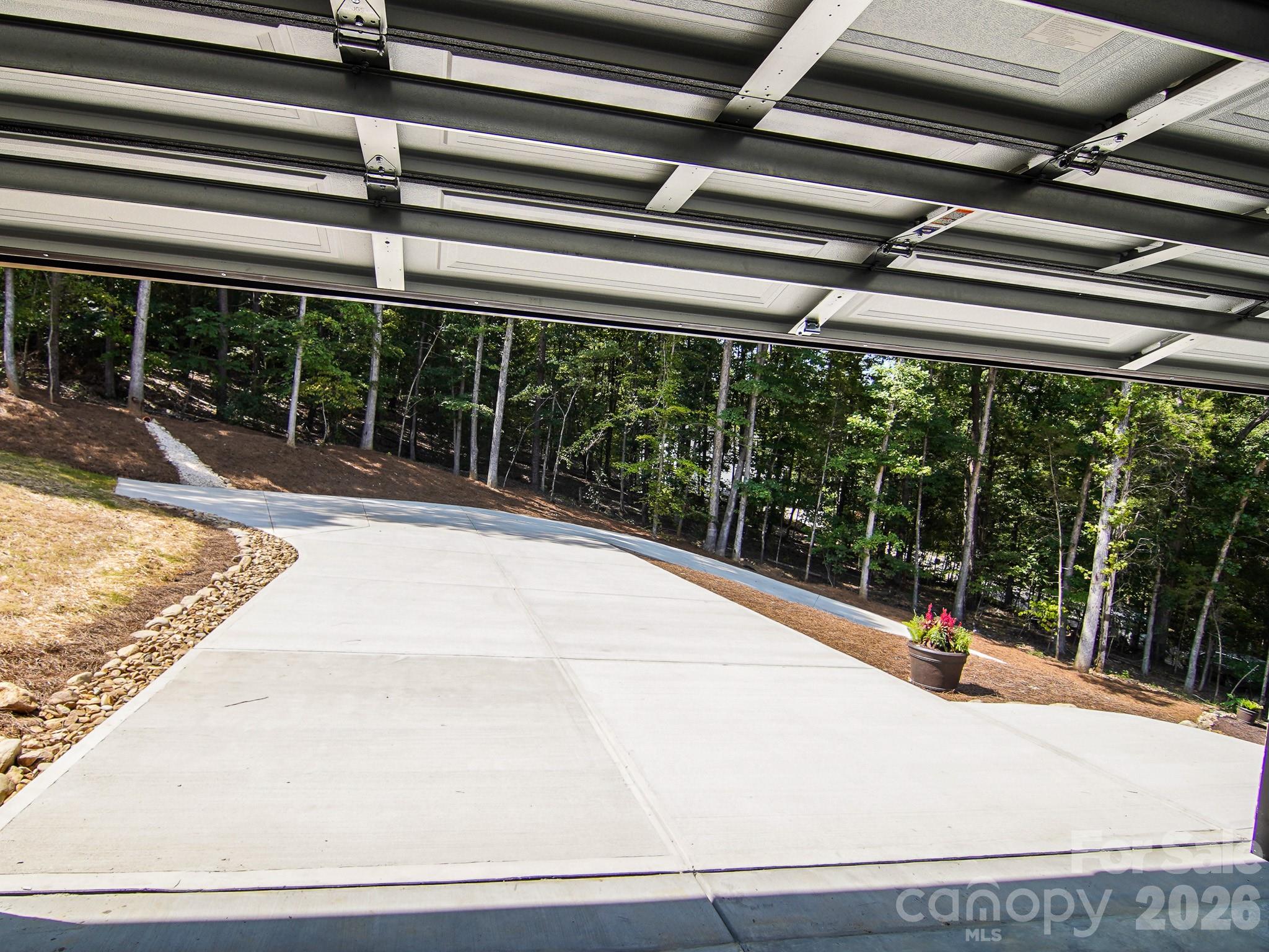 467 COUNTRYWOOD Place SE — Concord