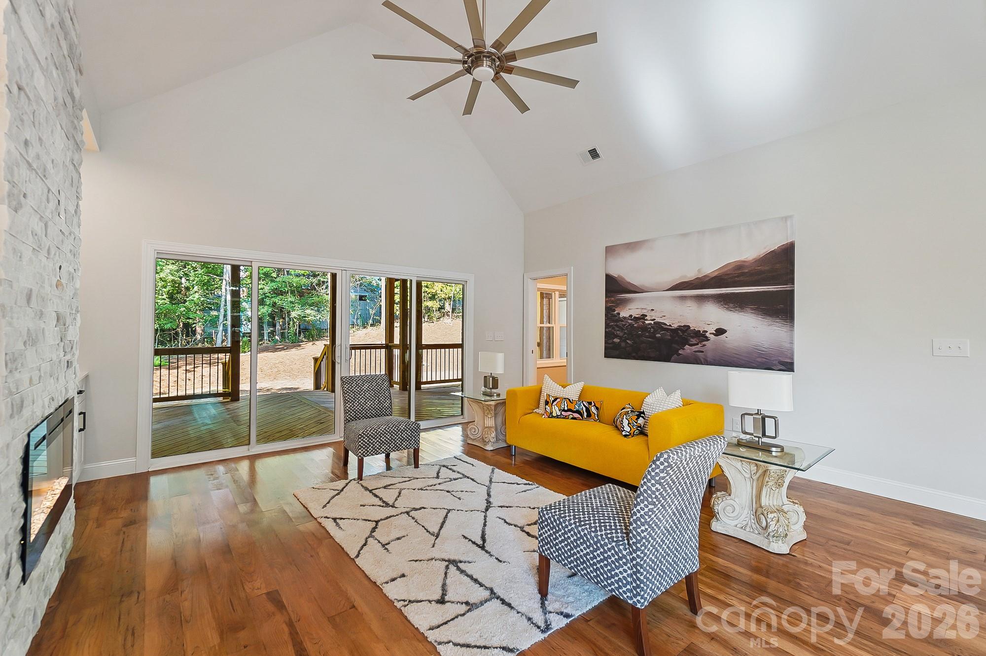 467 COUNTRYWOOD Place SE — Concord