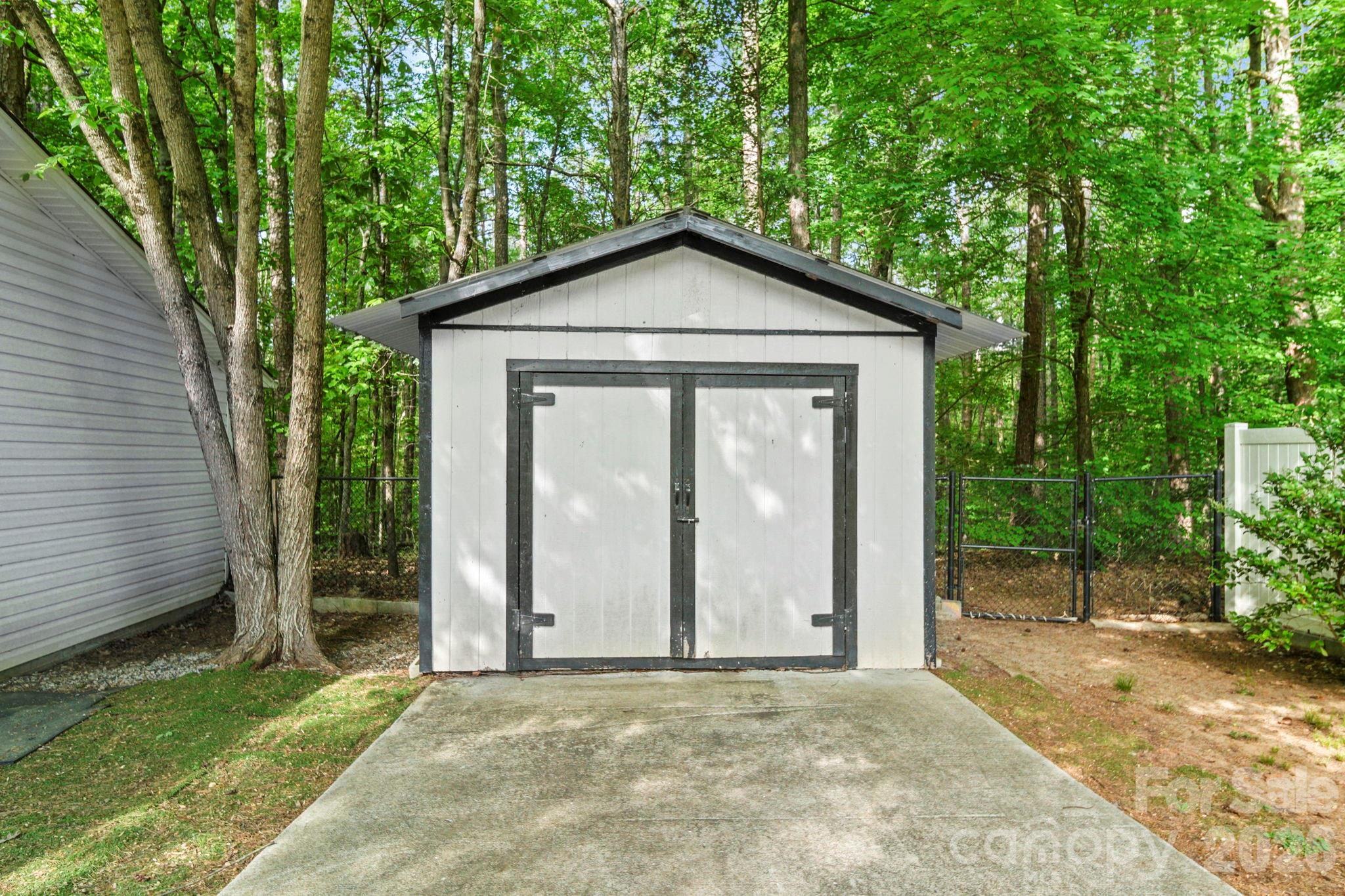 417 Old Tulip Farm Road — Salisbury