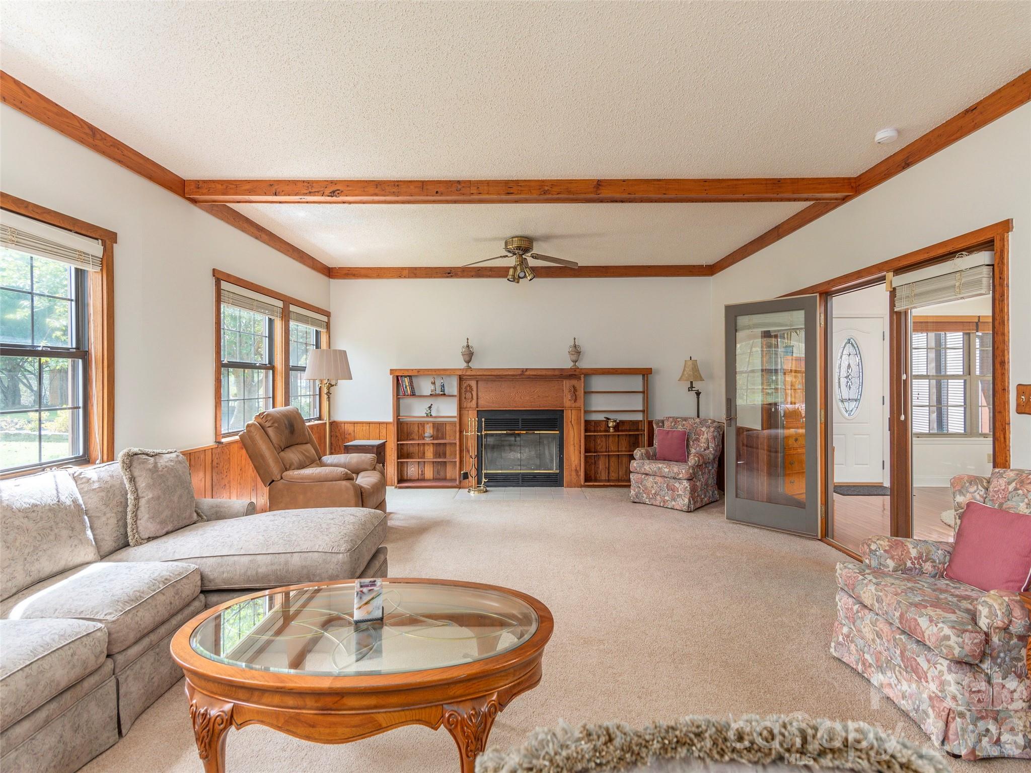 169 N Serpentine Avenue — Hot Springs