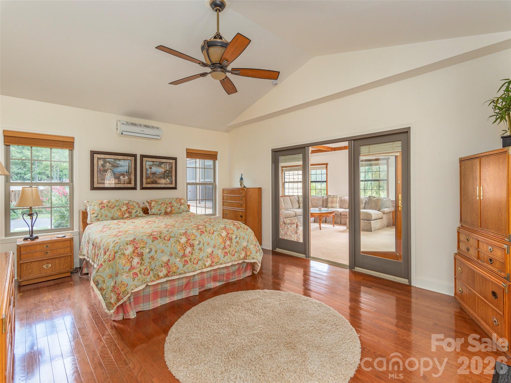 169 N Serpentine Avenue — Hot Springs