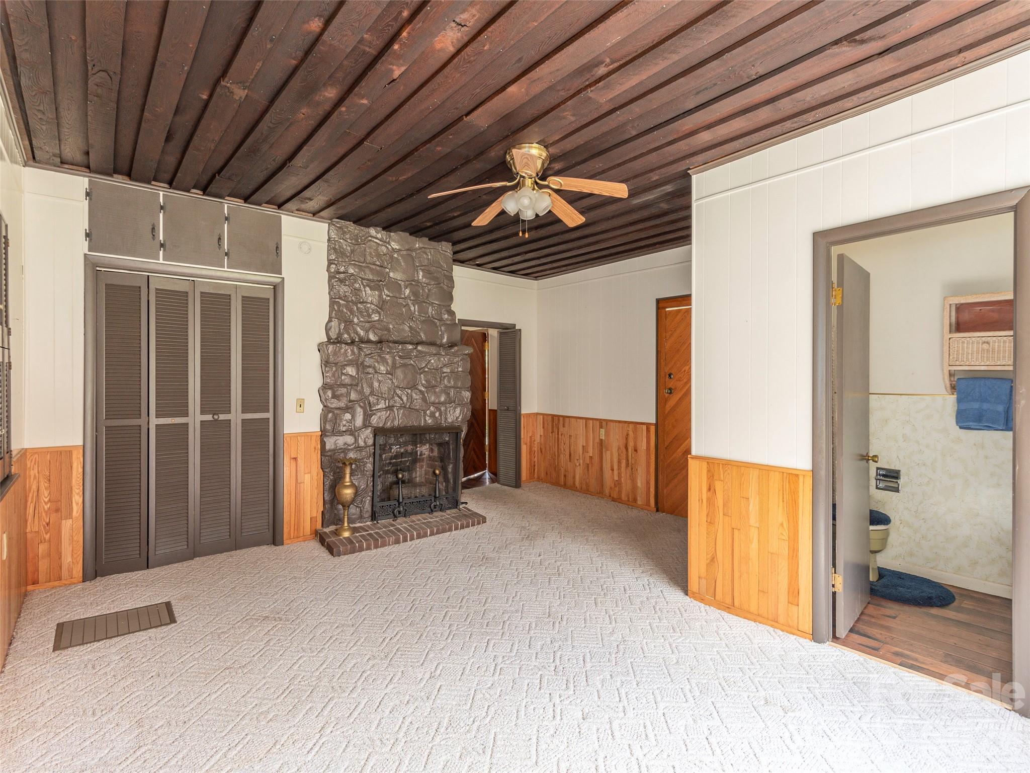 169 N Serpentine Avenue — Hot Springs