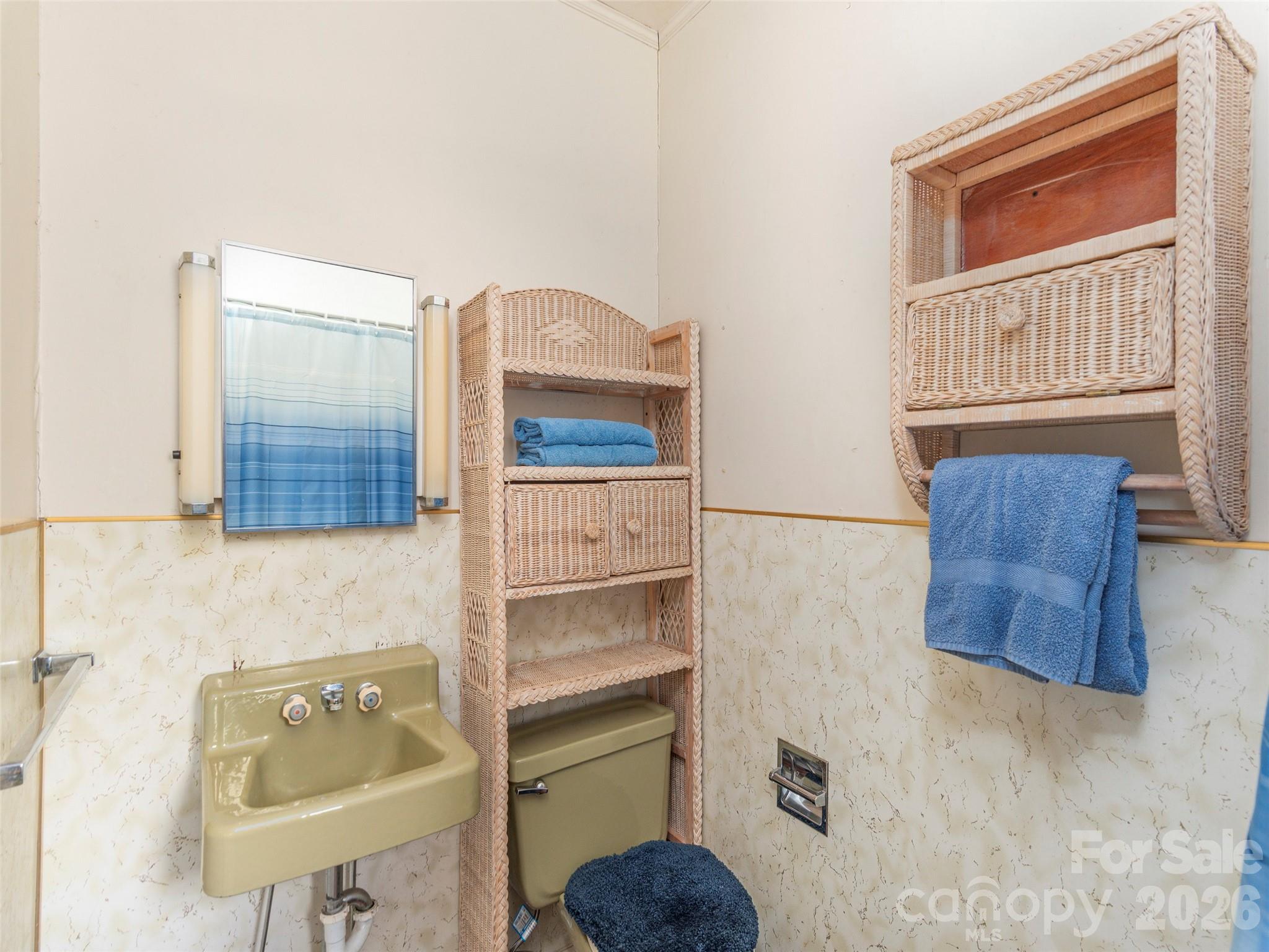 169 N Serpentine Avenue — Hot Springs