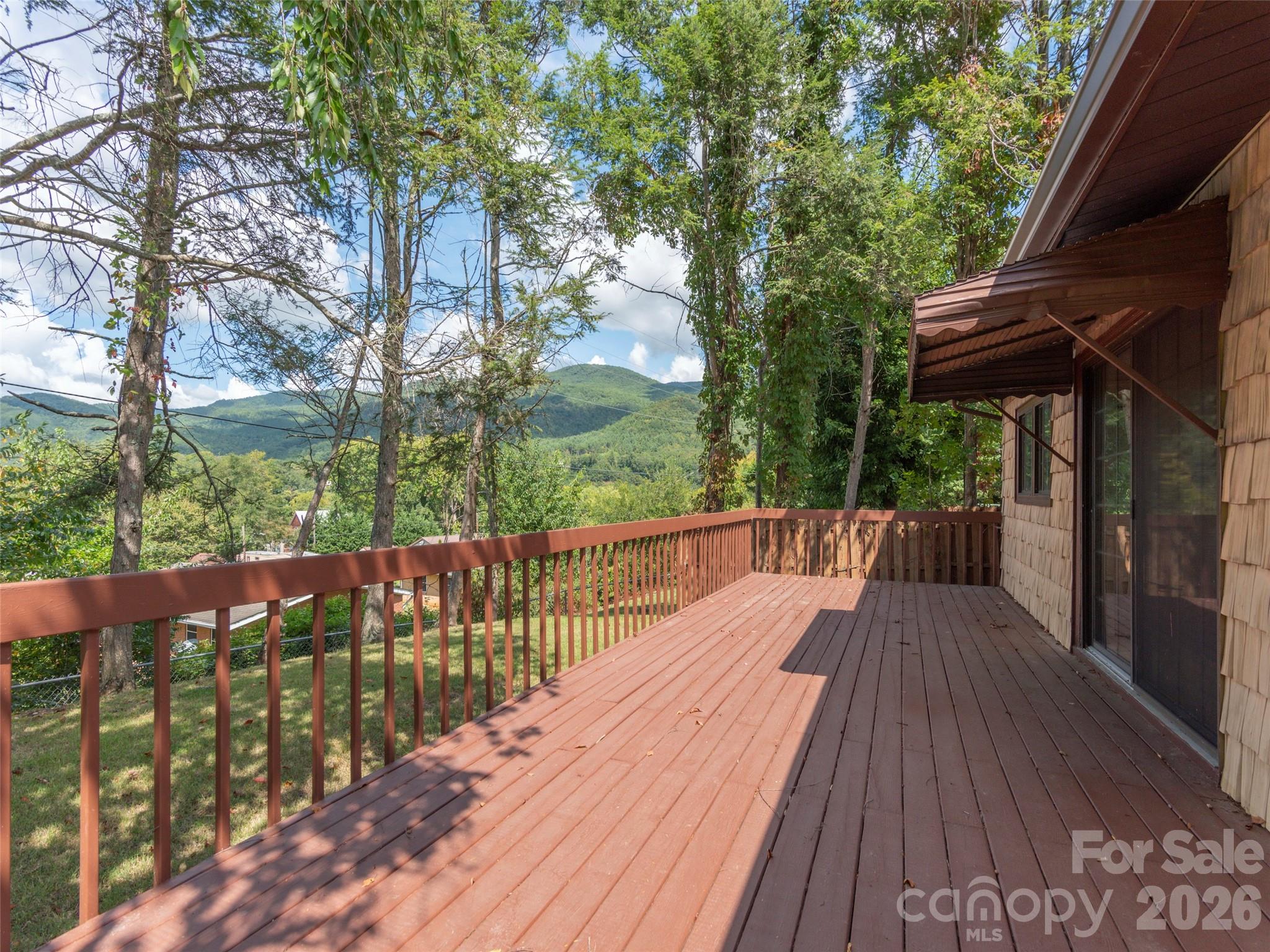 169 N Serpentine Avenue — Hot Springs