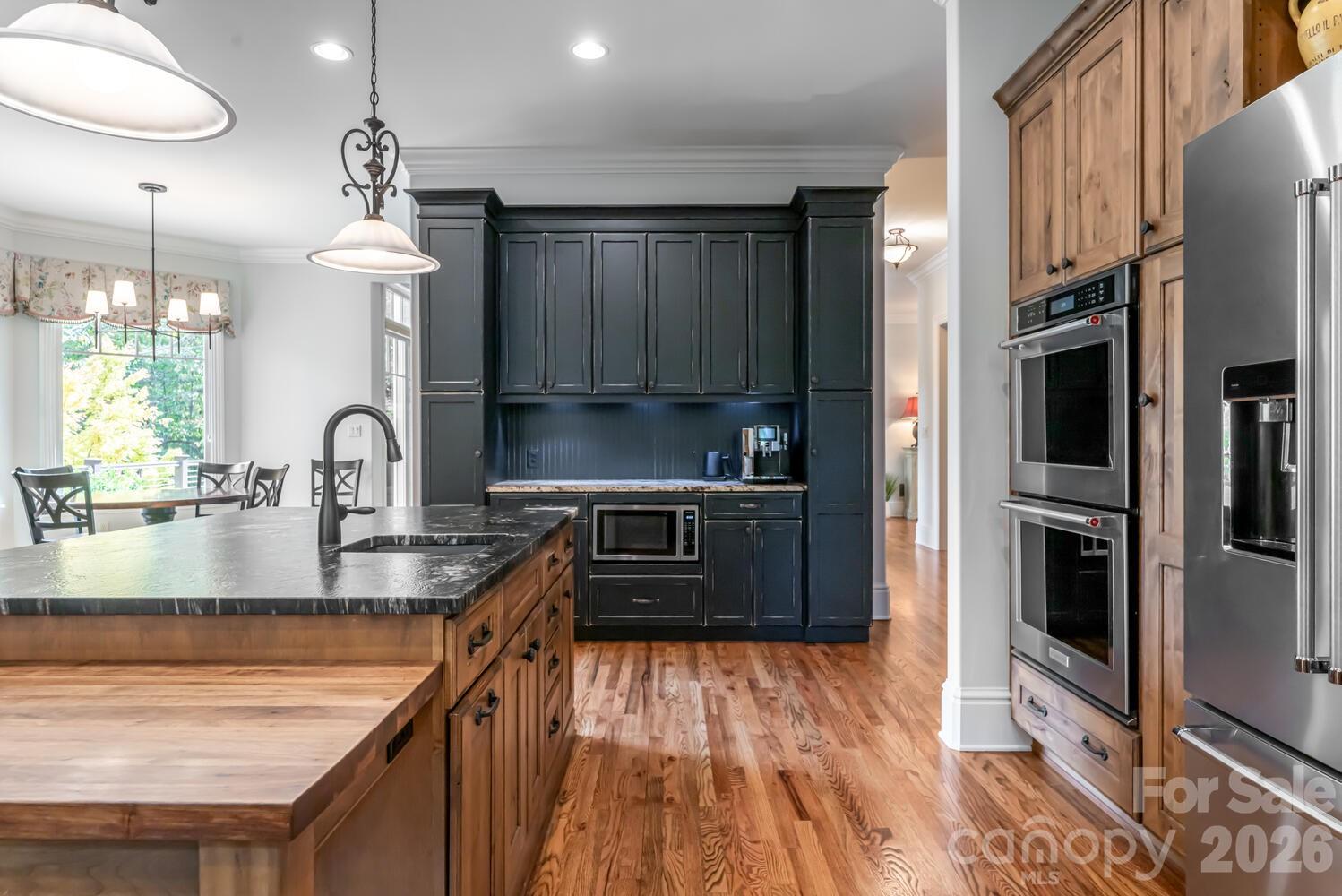 104 Mossridge Court — Flat Rock