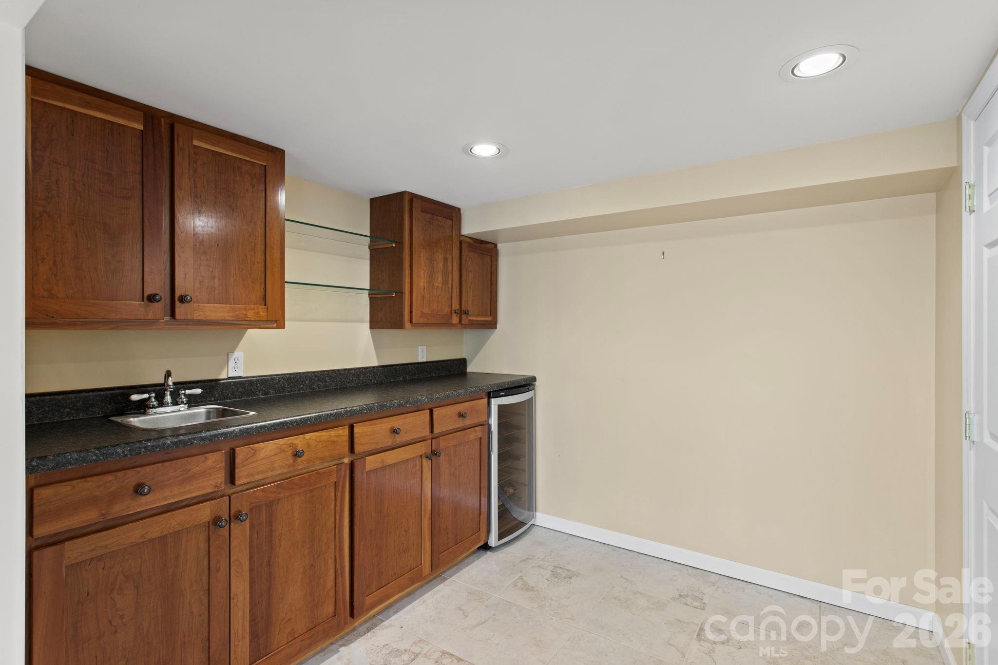 514 Cobblestone Lane — Flat Rock