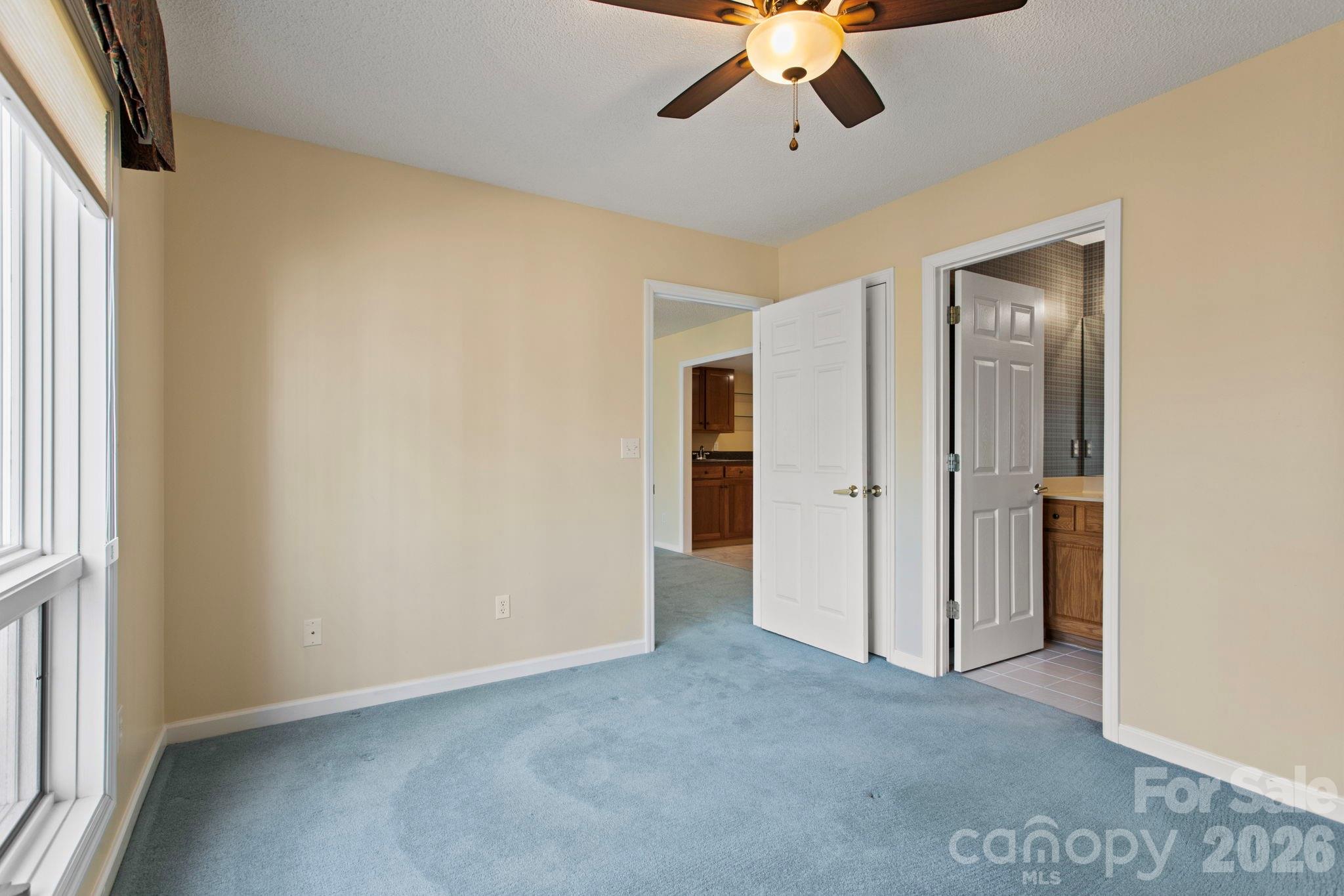 514 Cobblestone Lane — Flat Rock