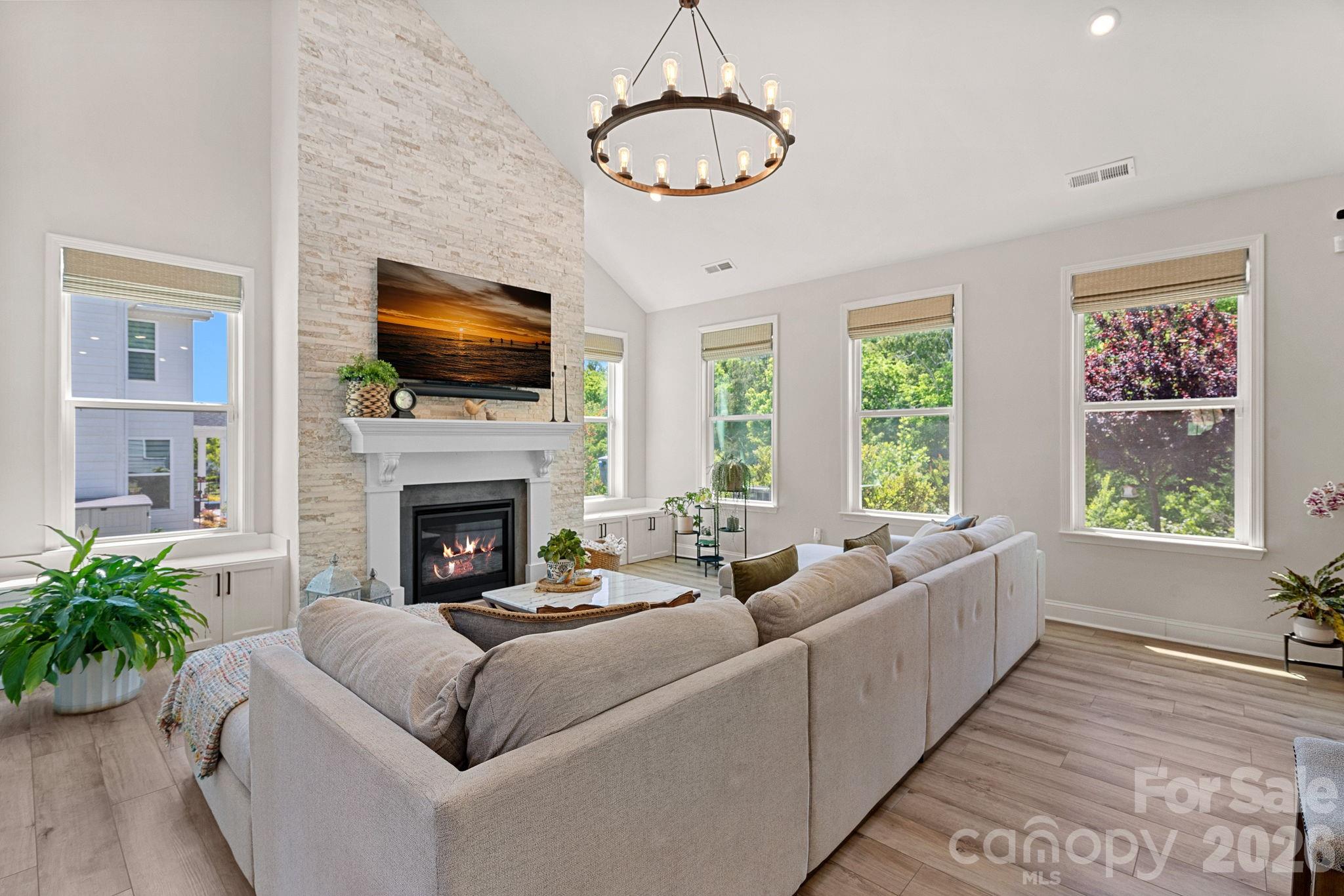 7026 Cloer Court — Charlotte