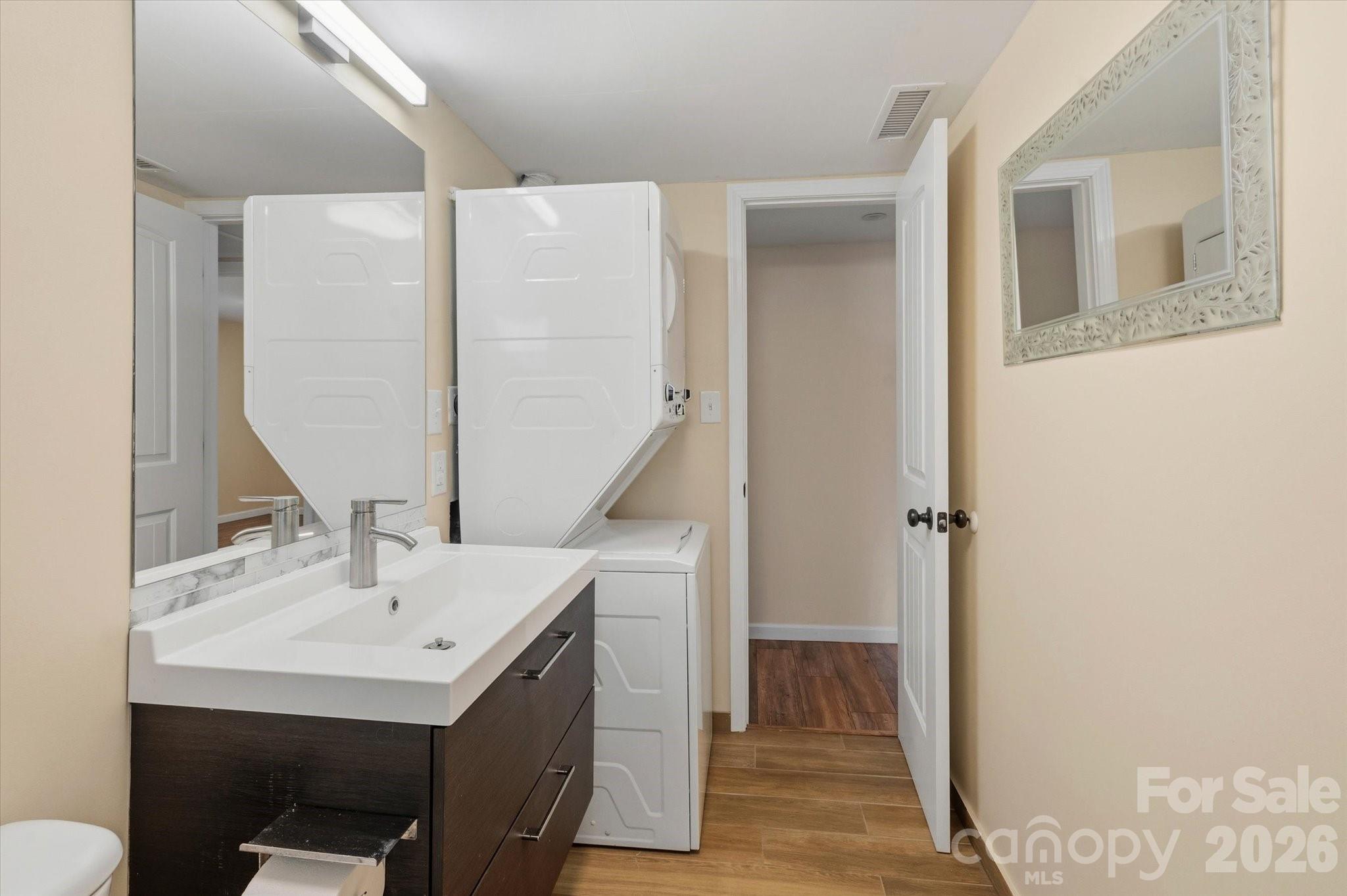 89 Carolina Avenue — Brevard