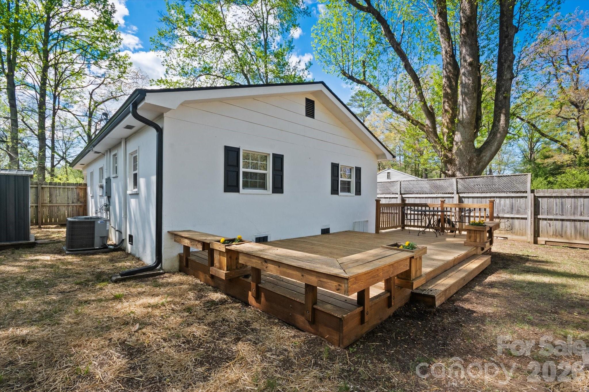 89 Carolina Avenue — Brevard