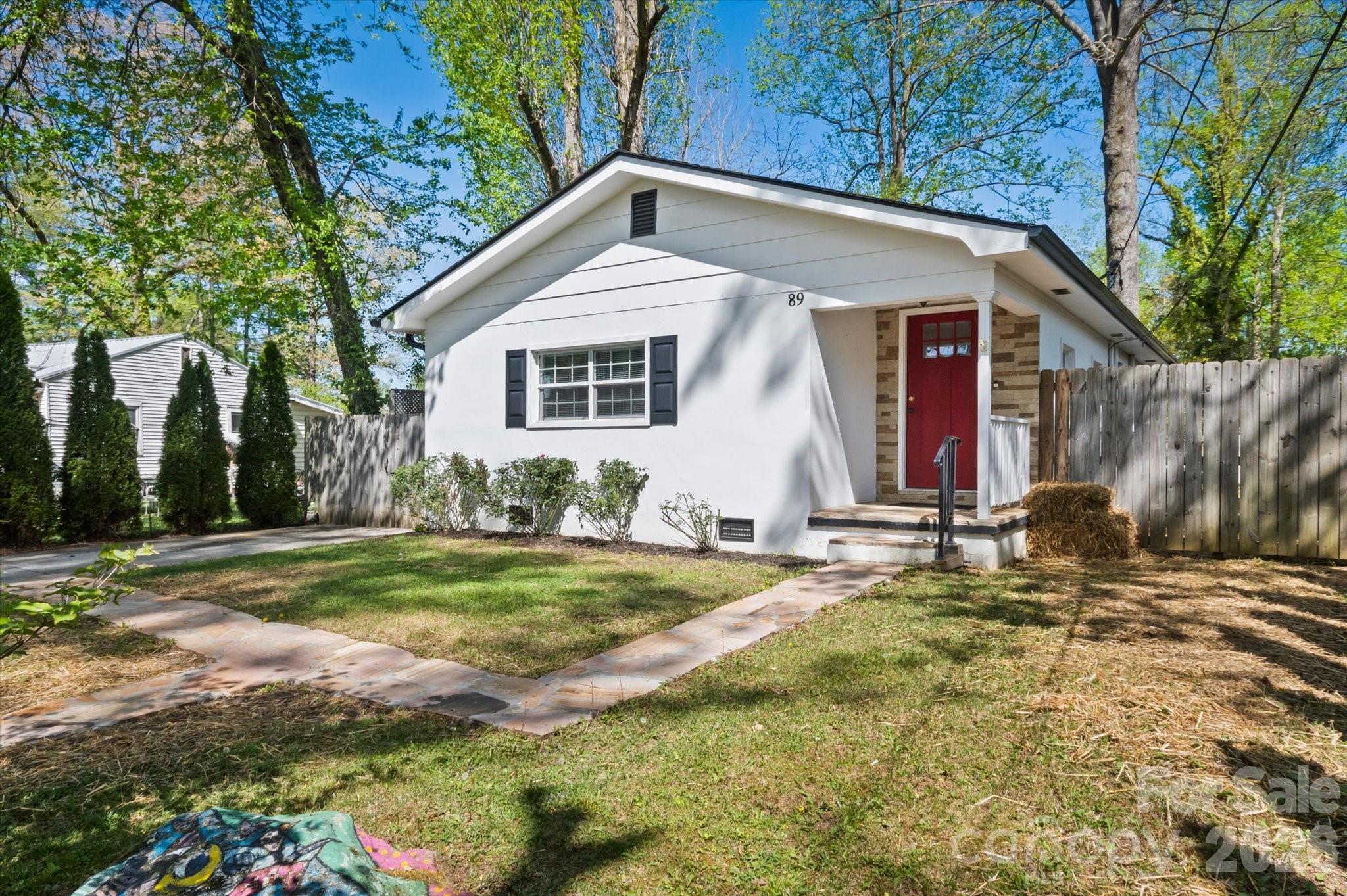 89 Carolina Avenue — Brevard