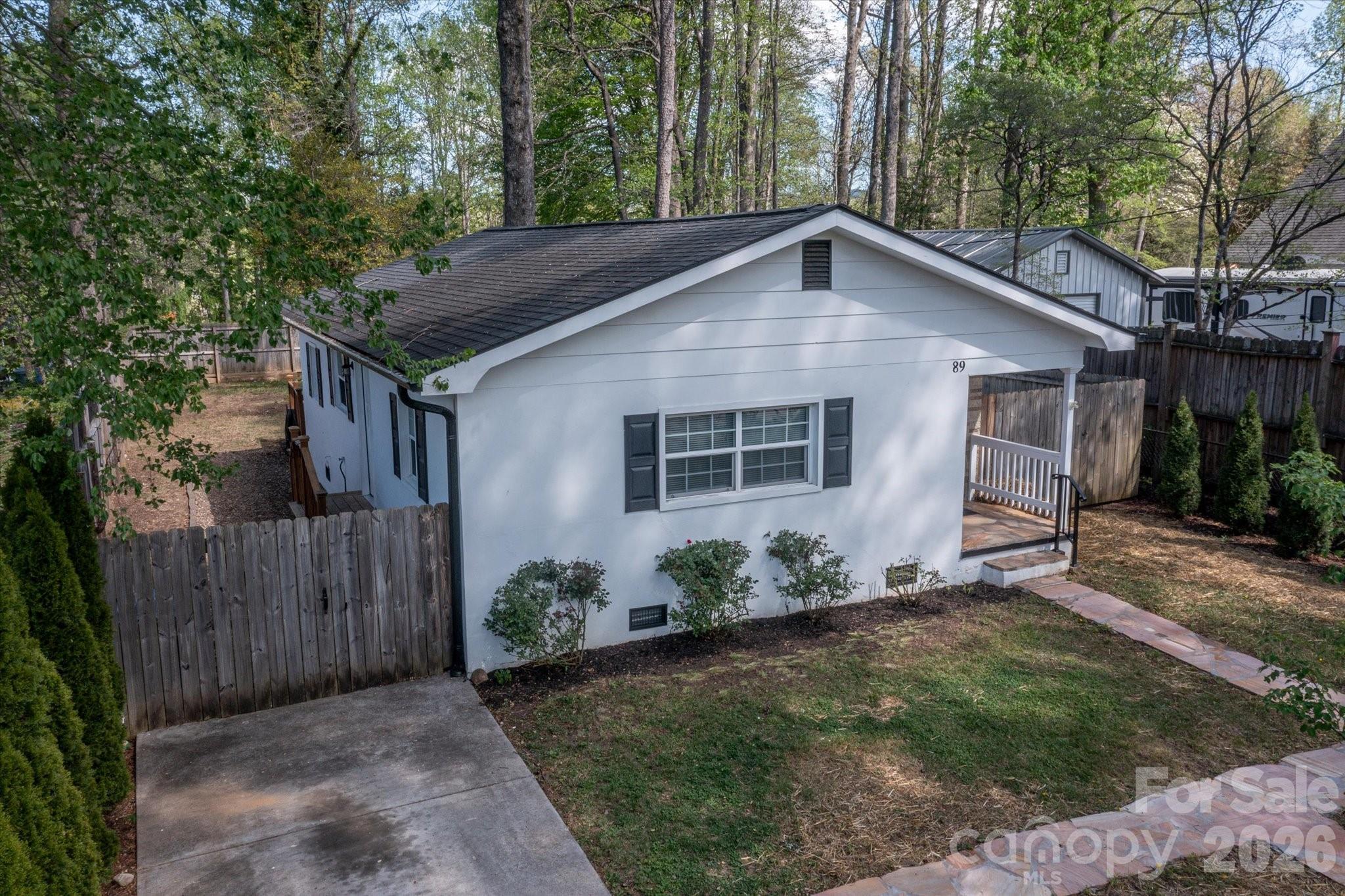 89 Carolina Avenue — Brevard