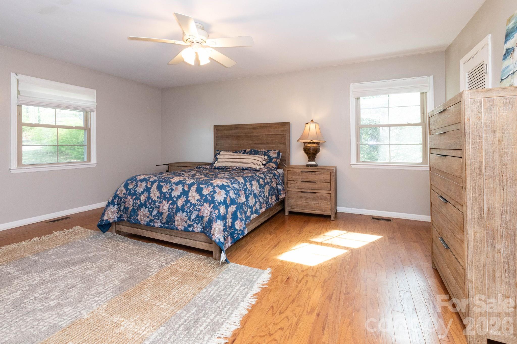 121 Churchill Downs Drive — Fairview
