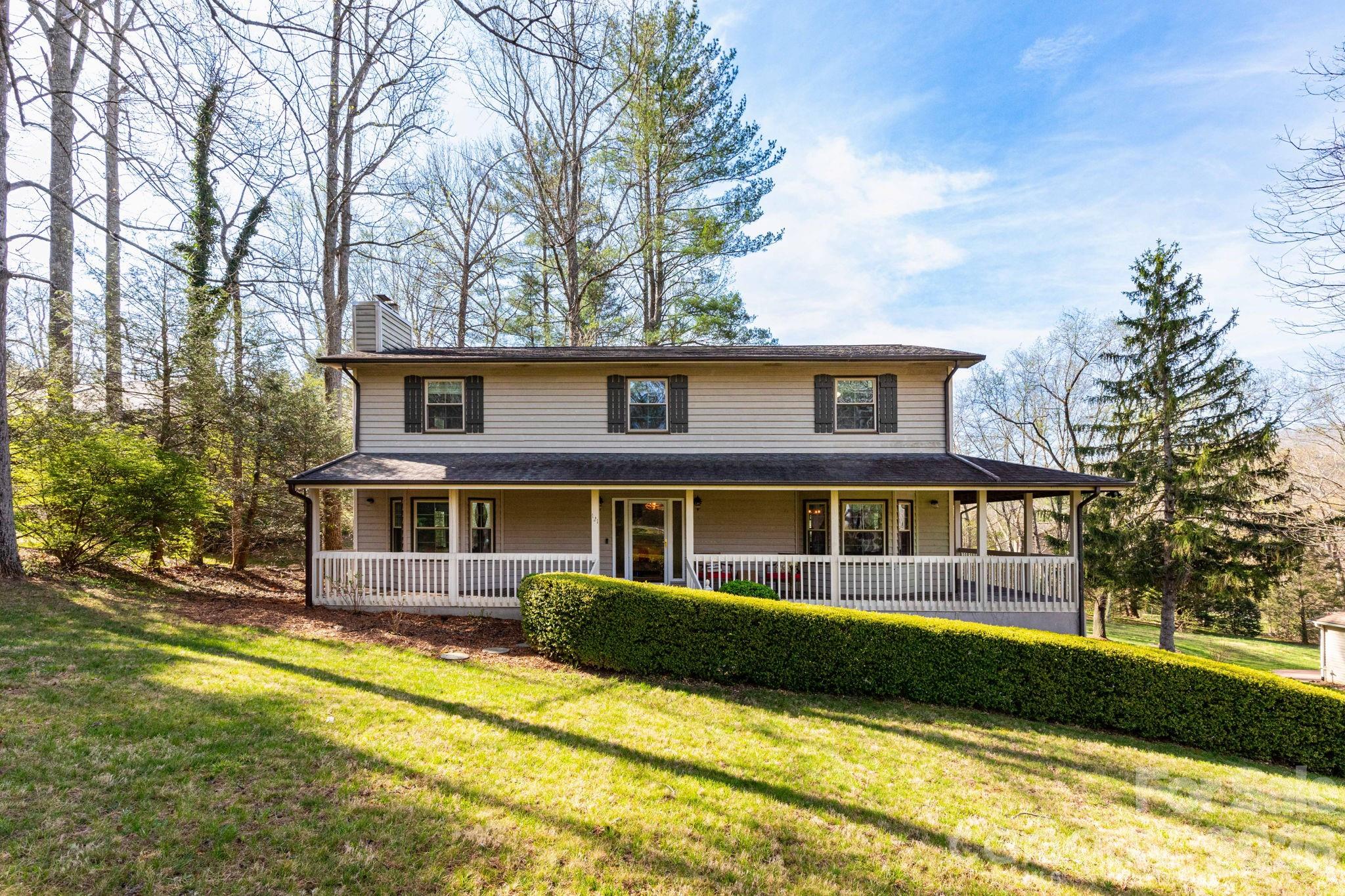 121 Churchill Downs Drive — Fairview