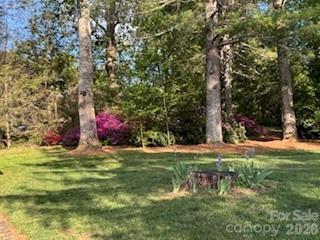 121 Churchill Downs Drive — Fairview