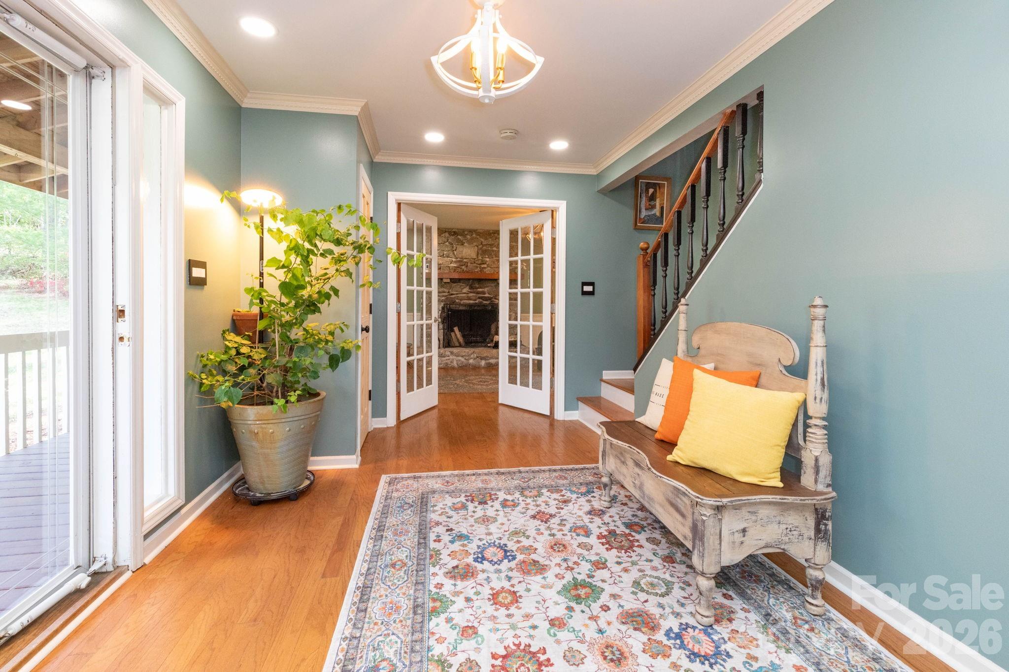 121 Churchill Downs Drive — Fairview