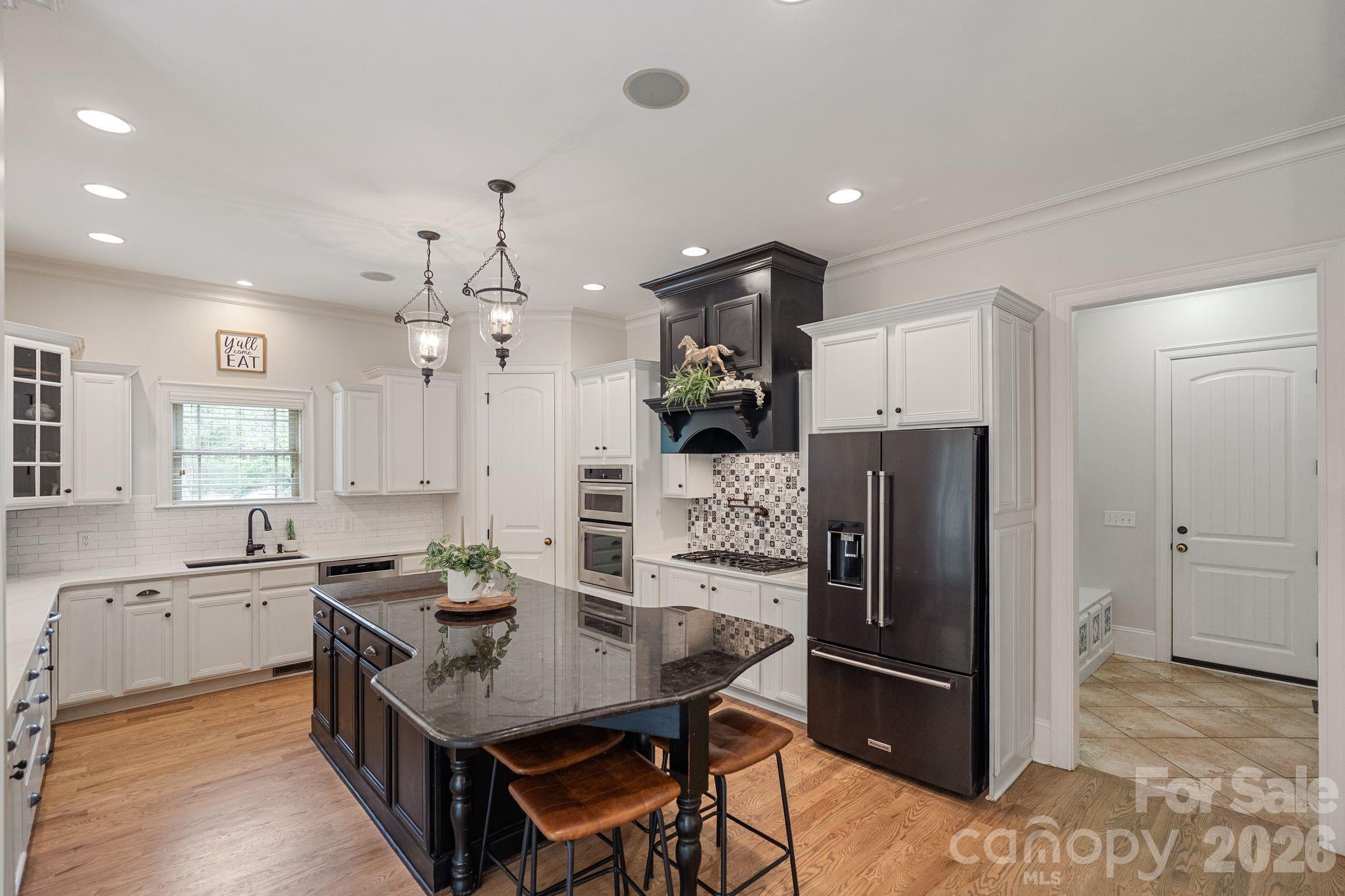 109 Hawksnest Lane — Mooresville