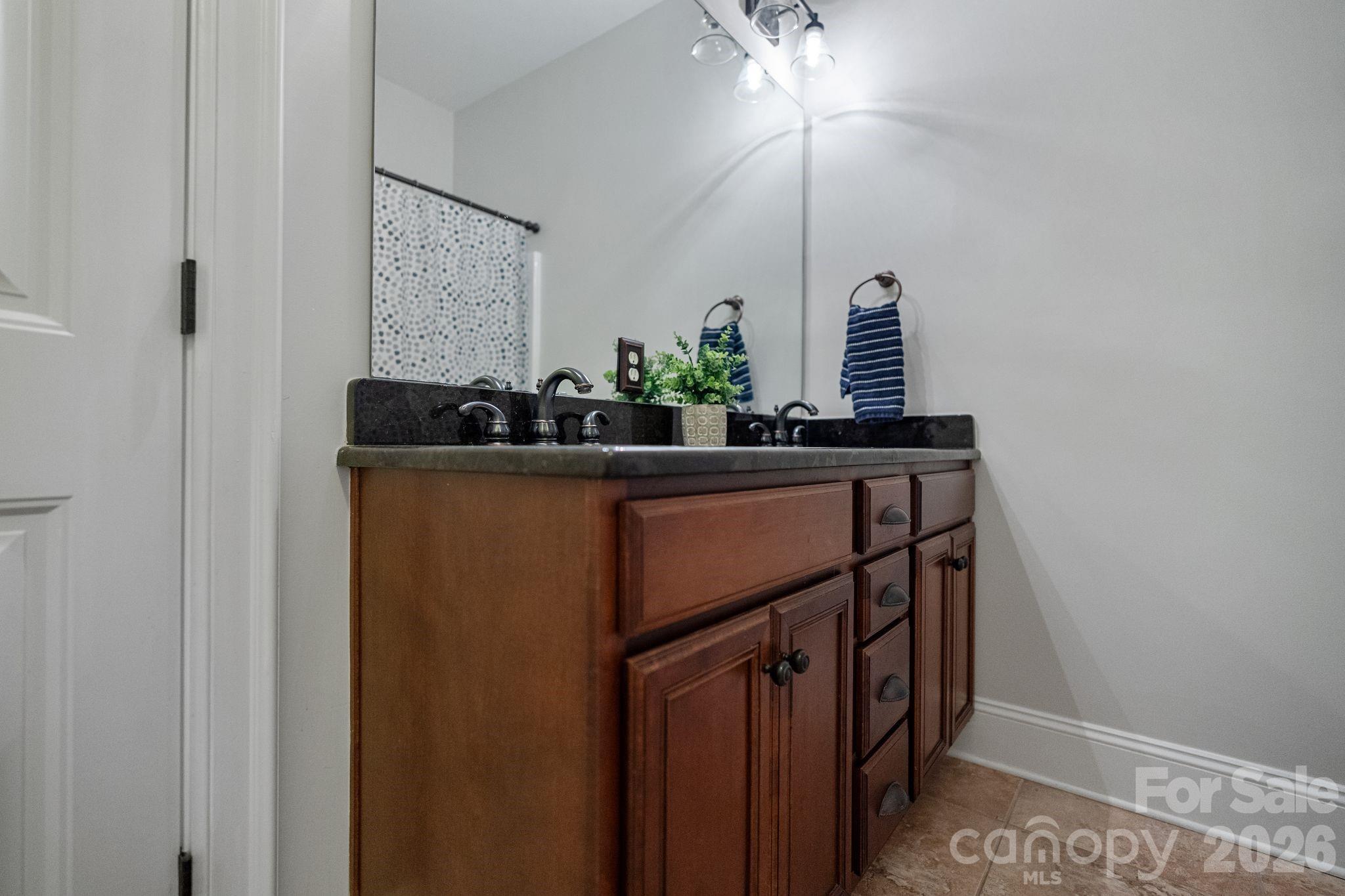 109 Hawksnest Lane — Mooresville