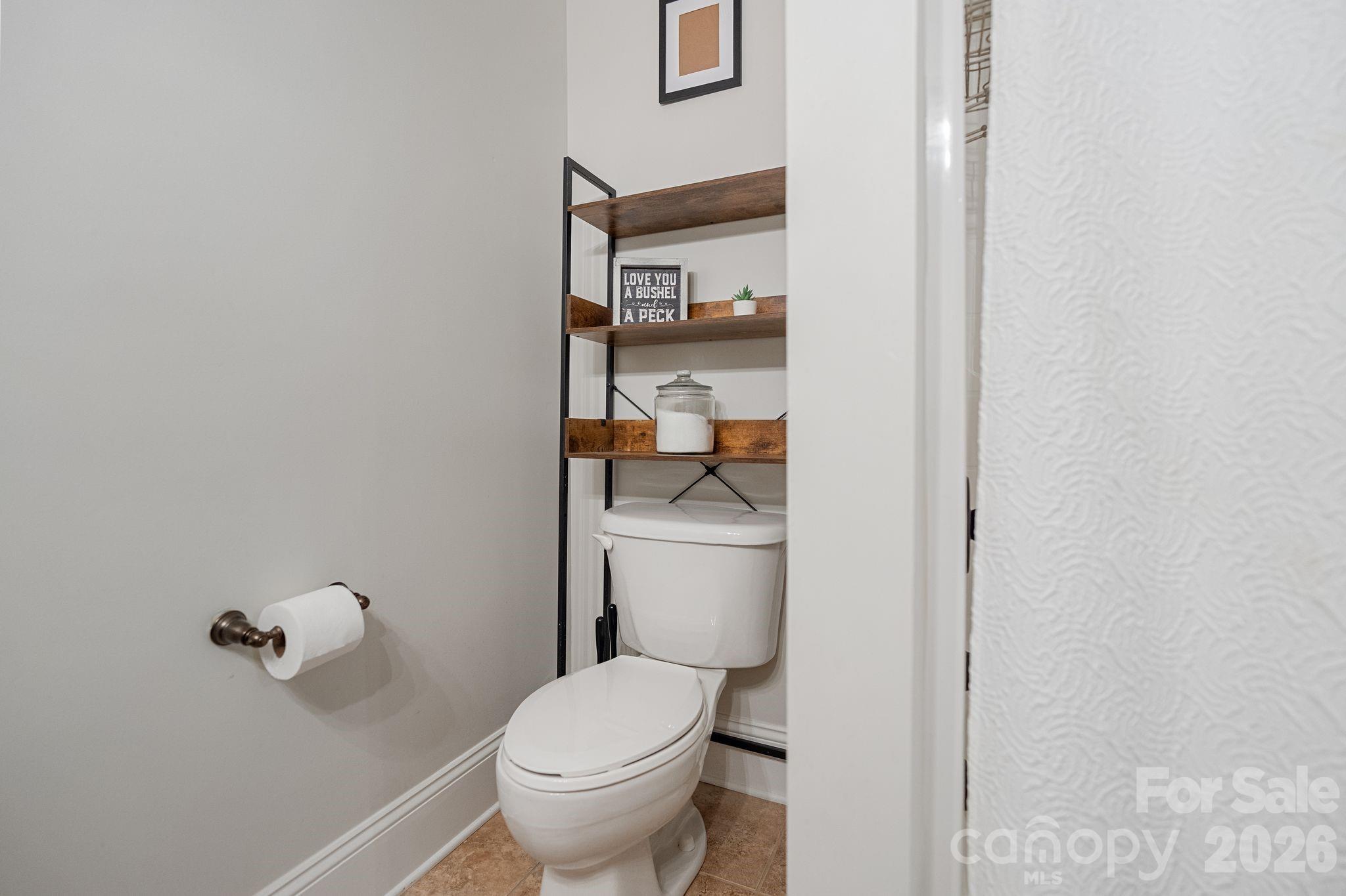 109 Hawksnest Lane — Mooresville