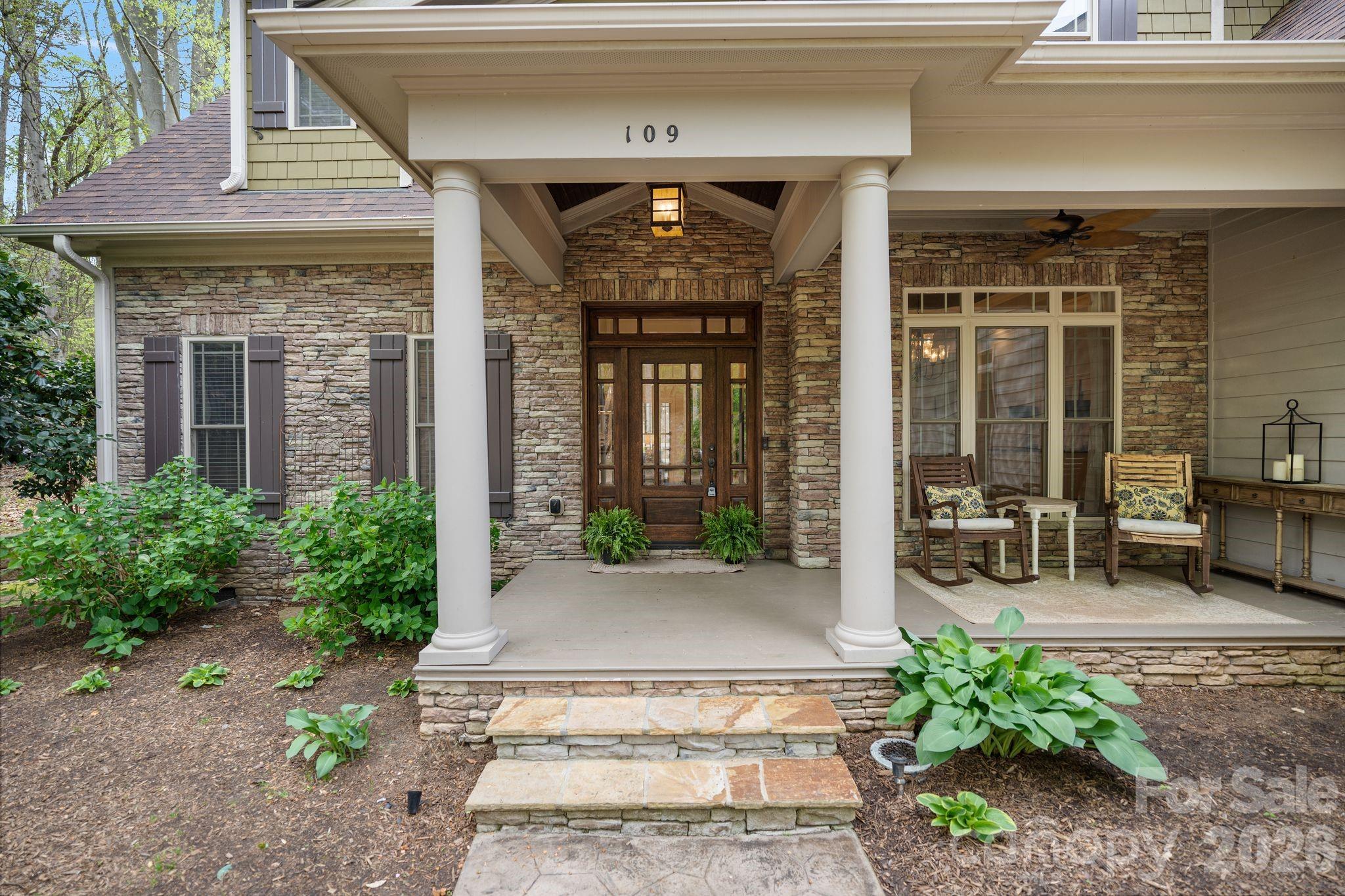 109 Hawksnest Lane — Mooresville