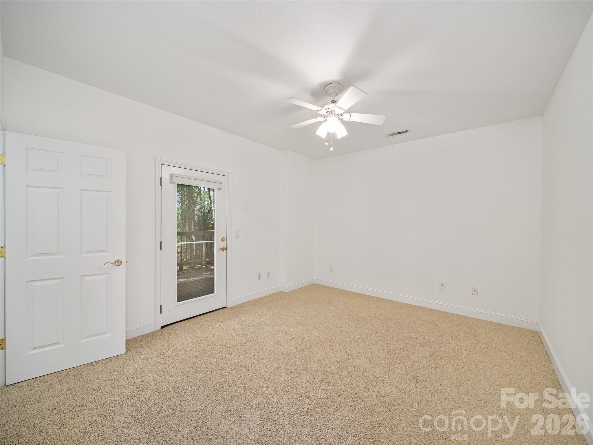 25 Ashefield Court — Hendersonville