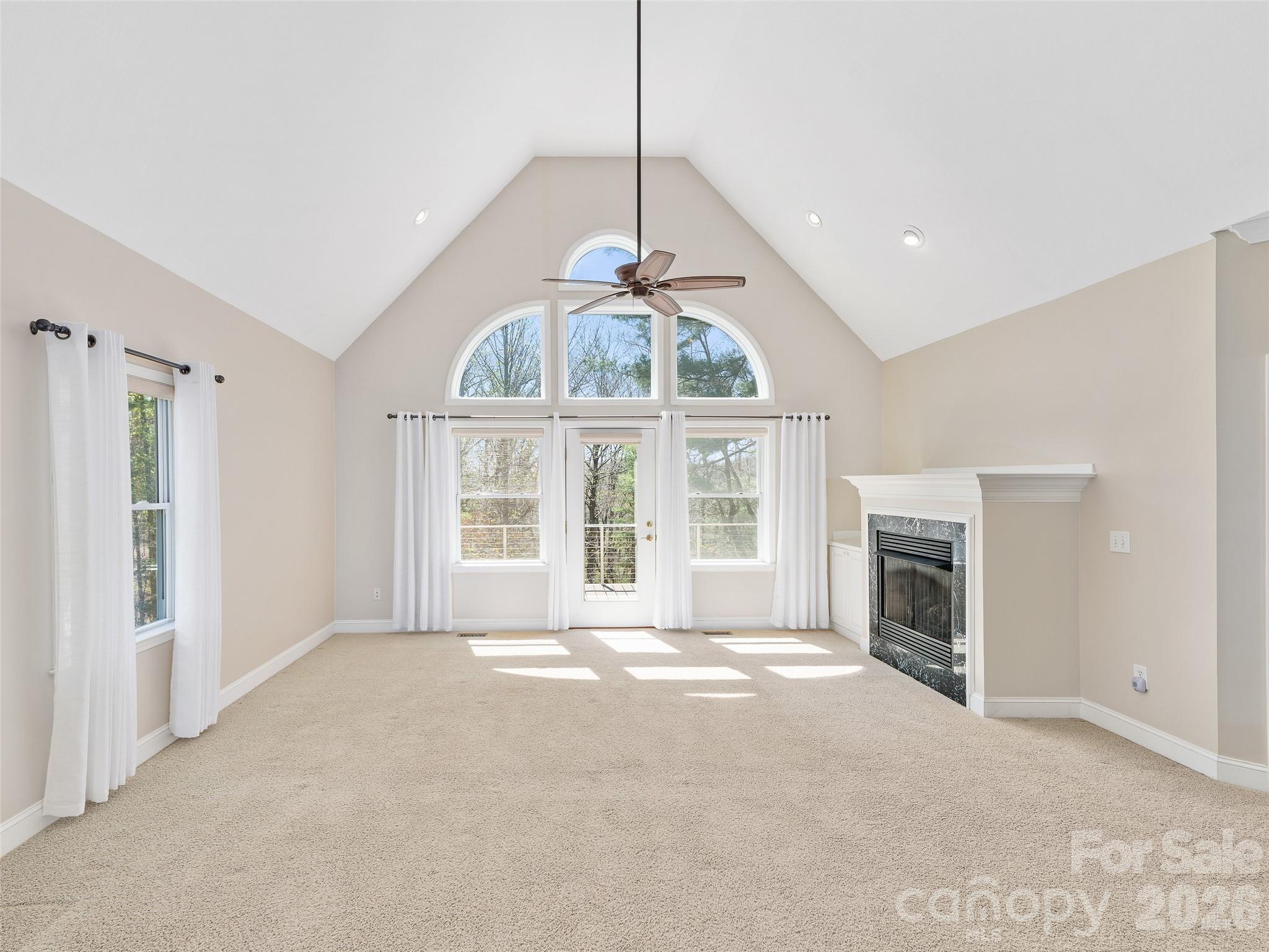 25 Ashefield Court — Hendersonville