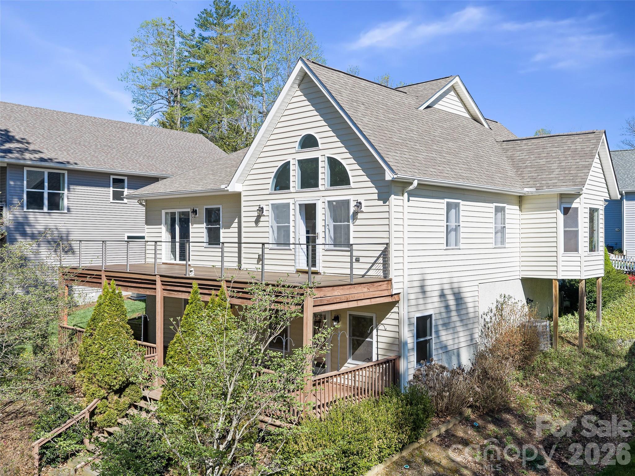 25 Ashefield Court — Hendersonville