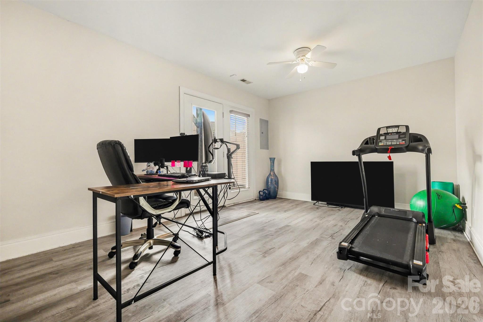 2729 Avalon Loop Road — Charlotte