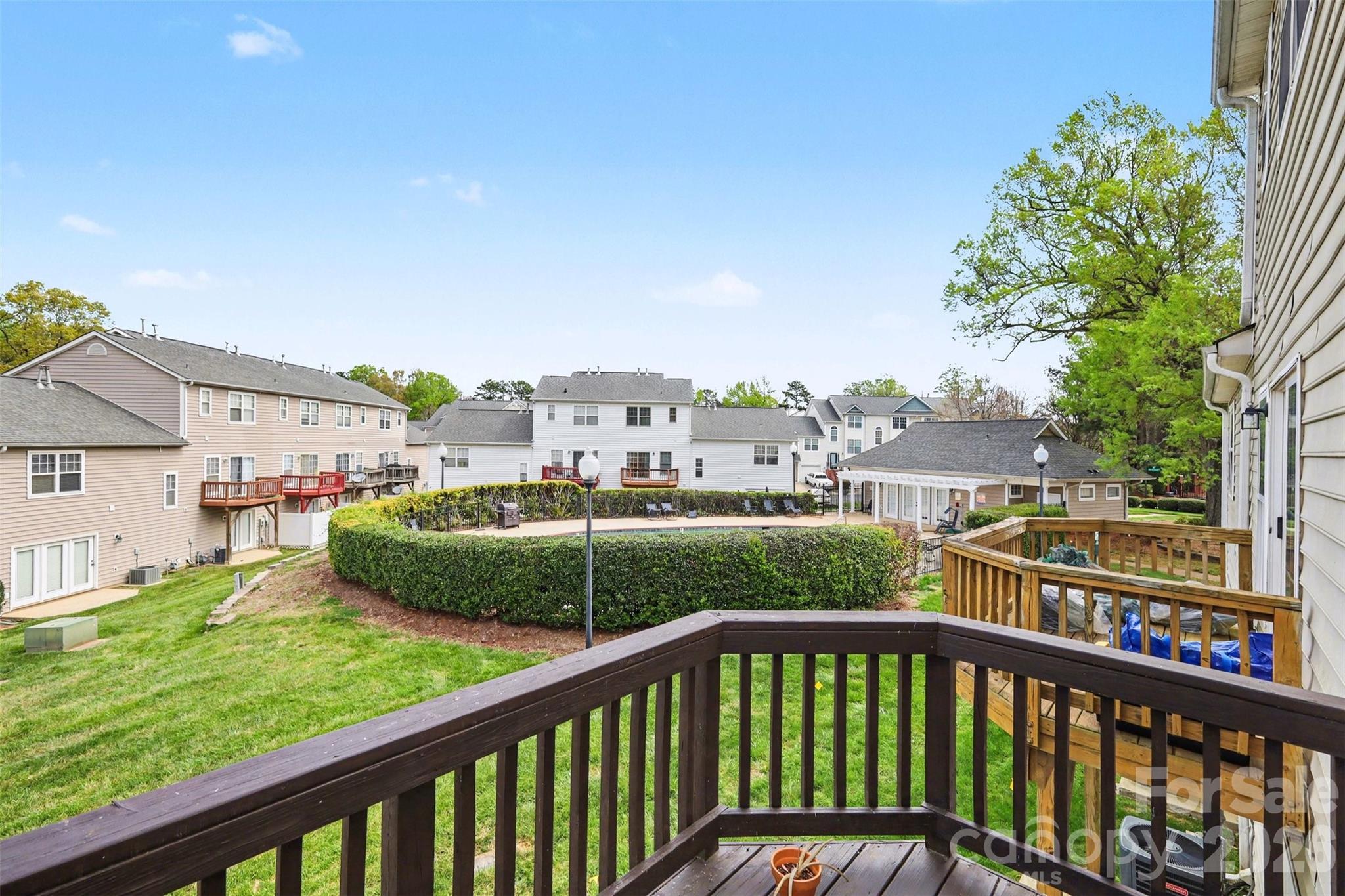 2729 Avalon Loop Road — Charlotte