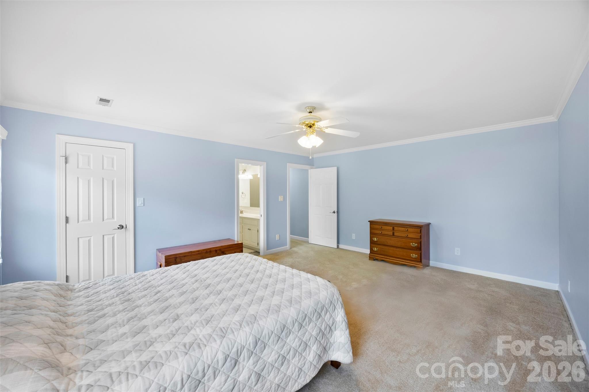 1940 Wexford Court — Gastonia