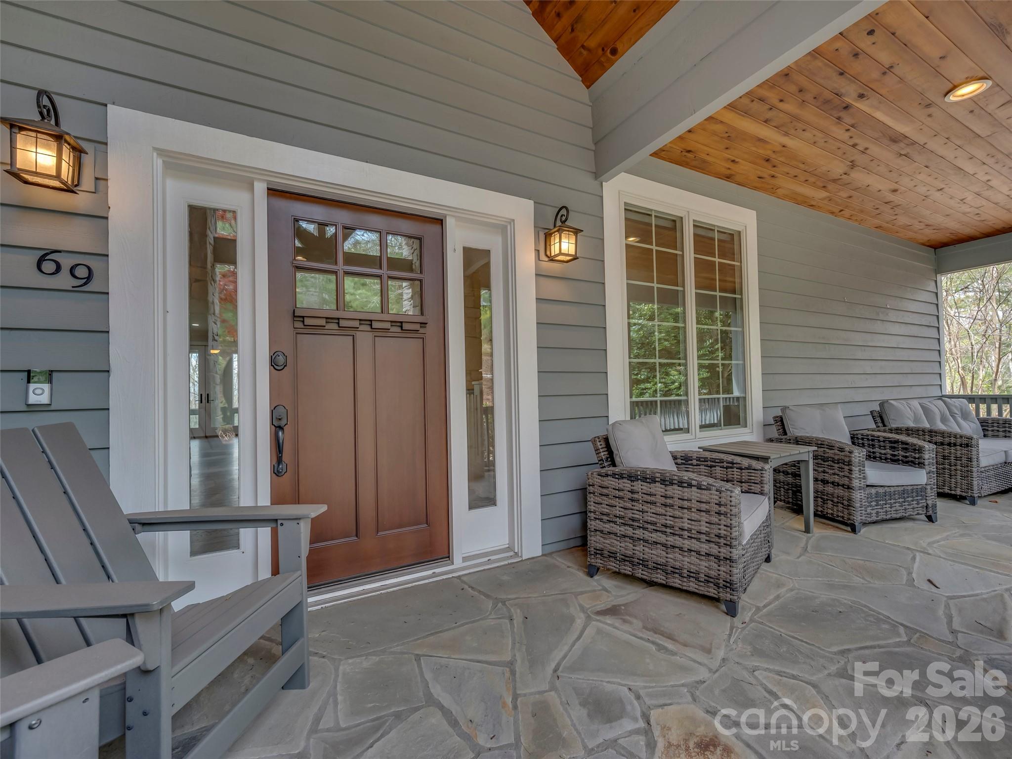 69 Old Hickory Trail — Hendersonville
