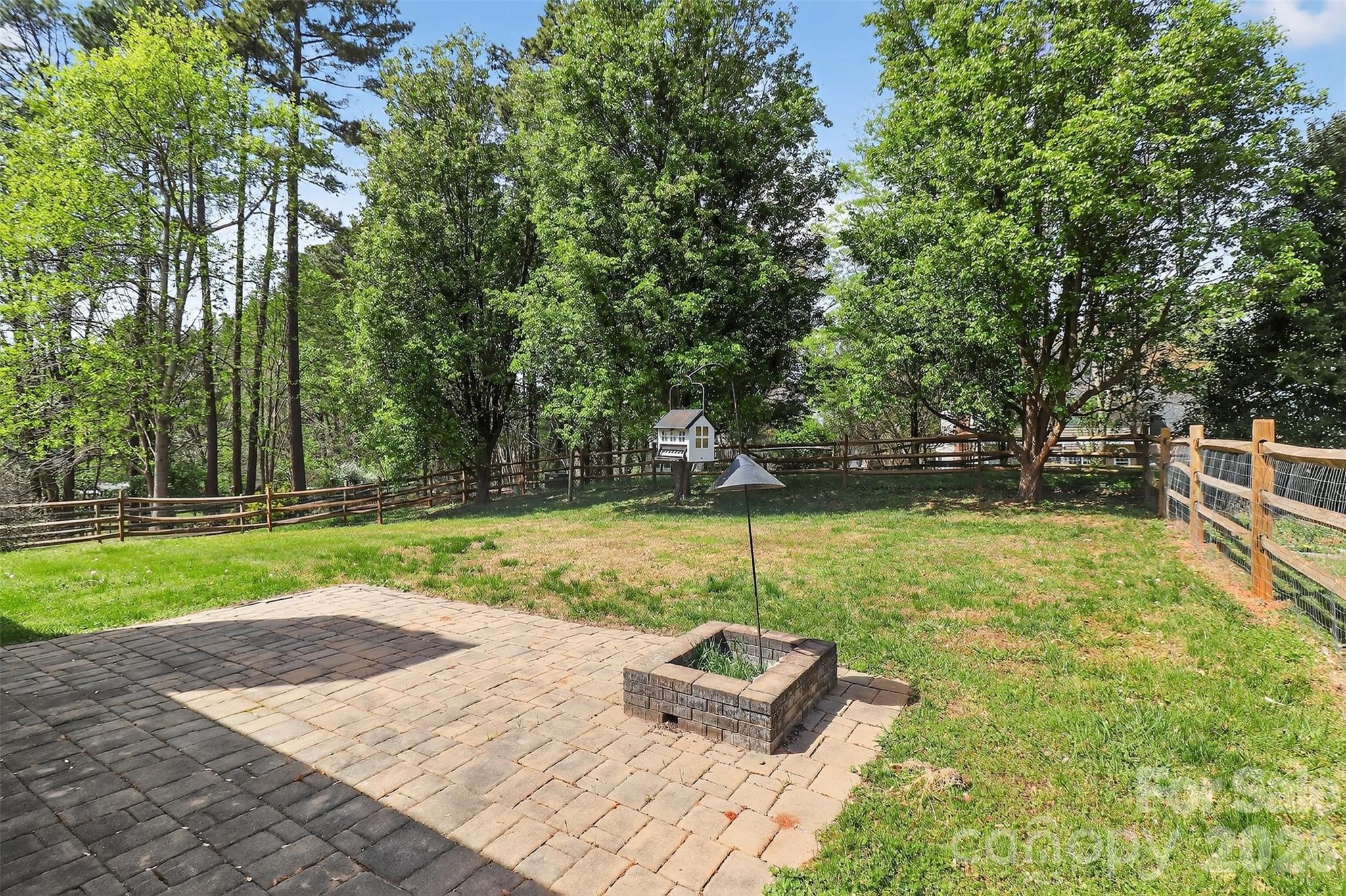 10631 Jardin Way — Charlotte