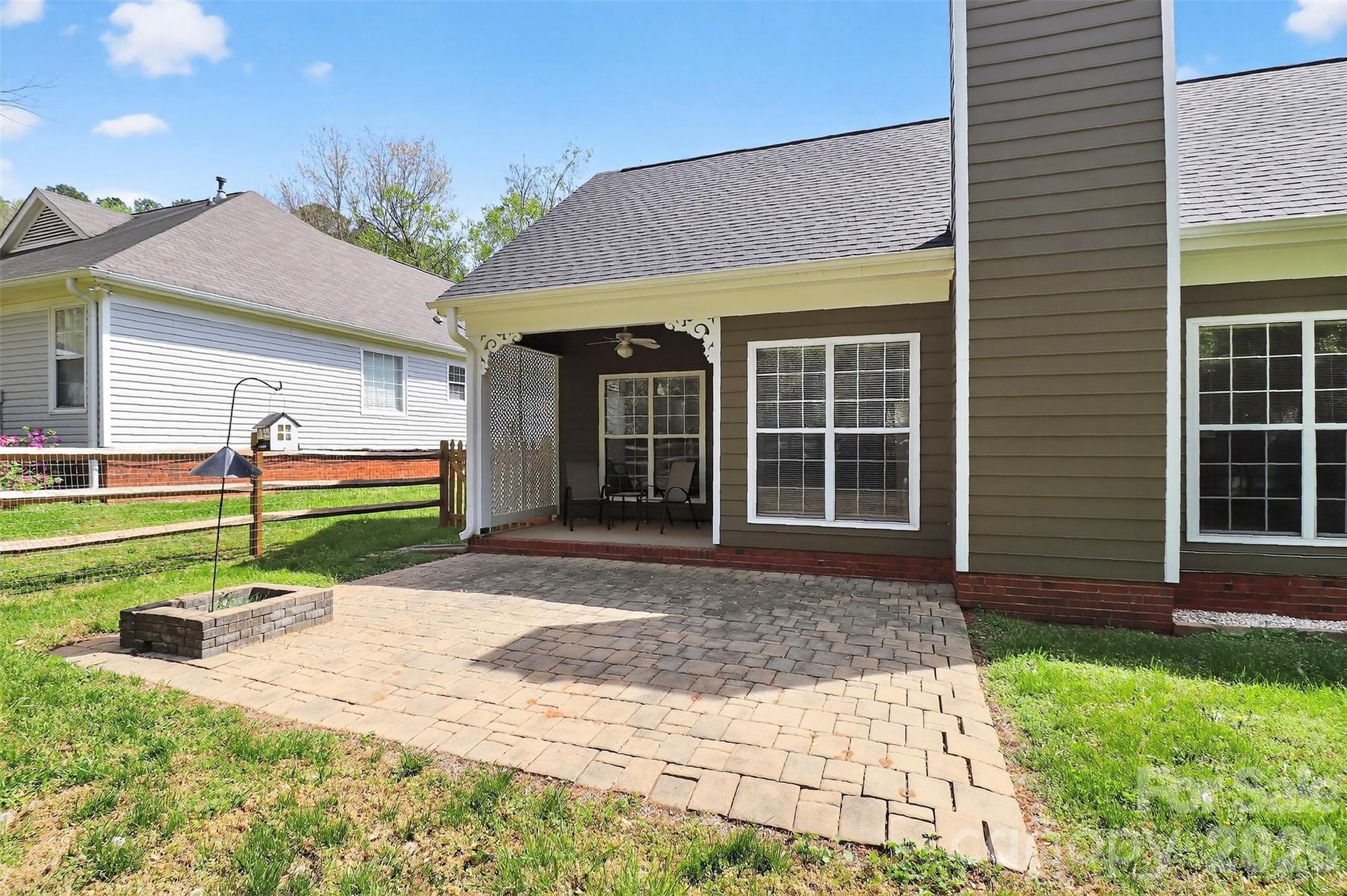 10631 Jardin Way — Charlotte
