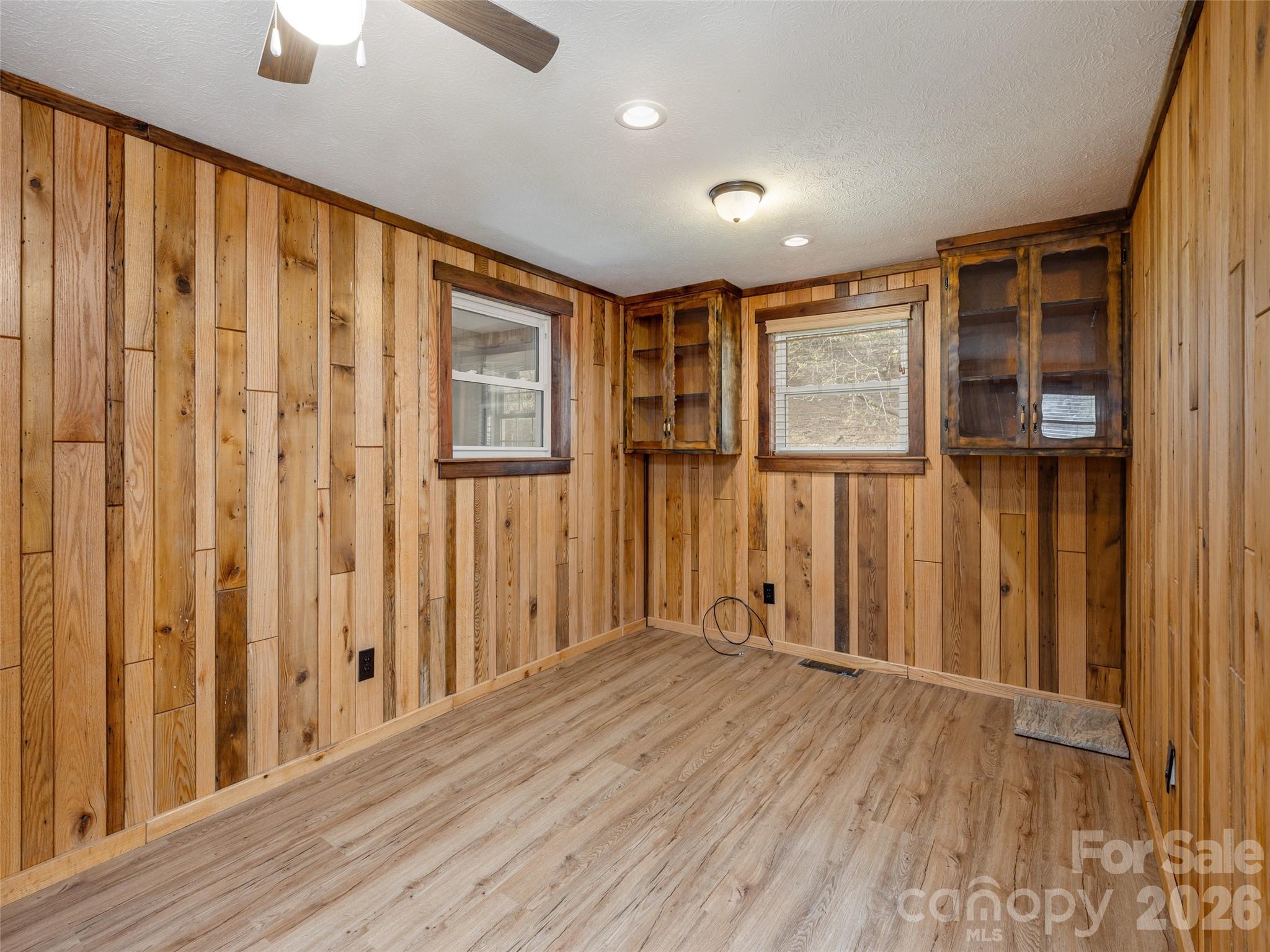 91 Rice Branch Road — Asheville