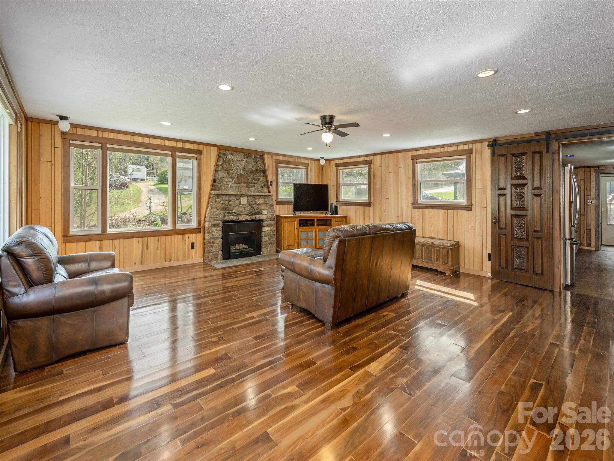 91 Rice Branch Road — Asheville