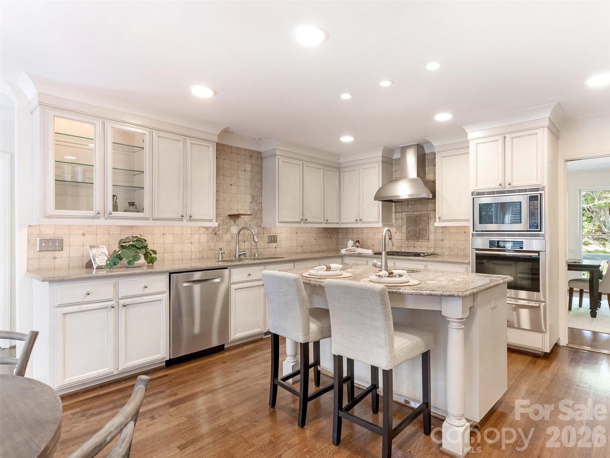 5239 Winding Brook Road — Charlotte