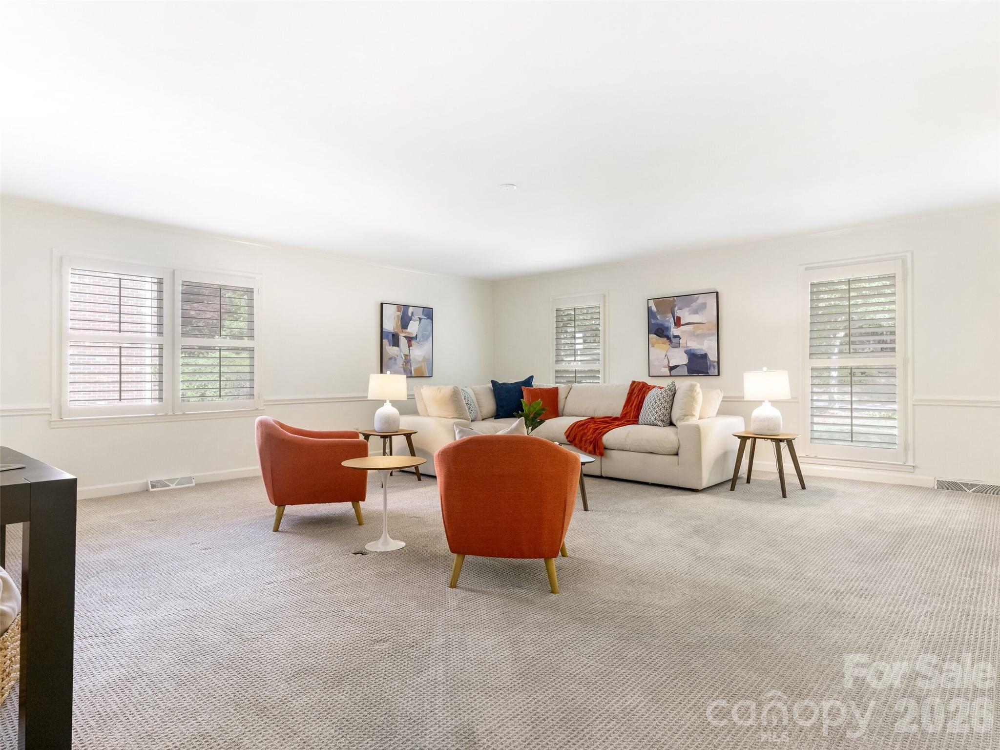 5239 Winding Brook Road — Charlotte
