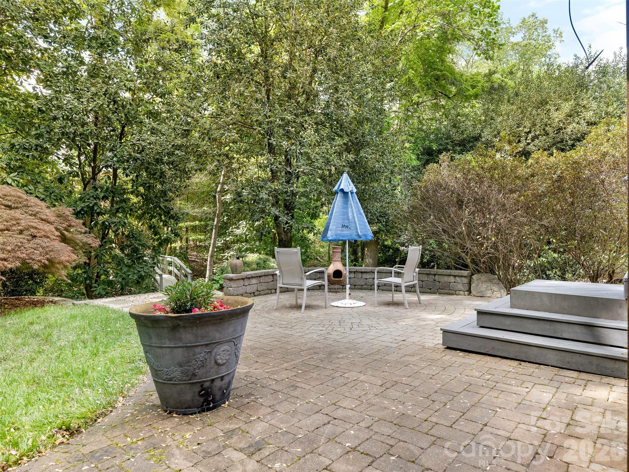 5239 Winding Brook Road — Charlotte