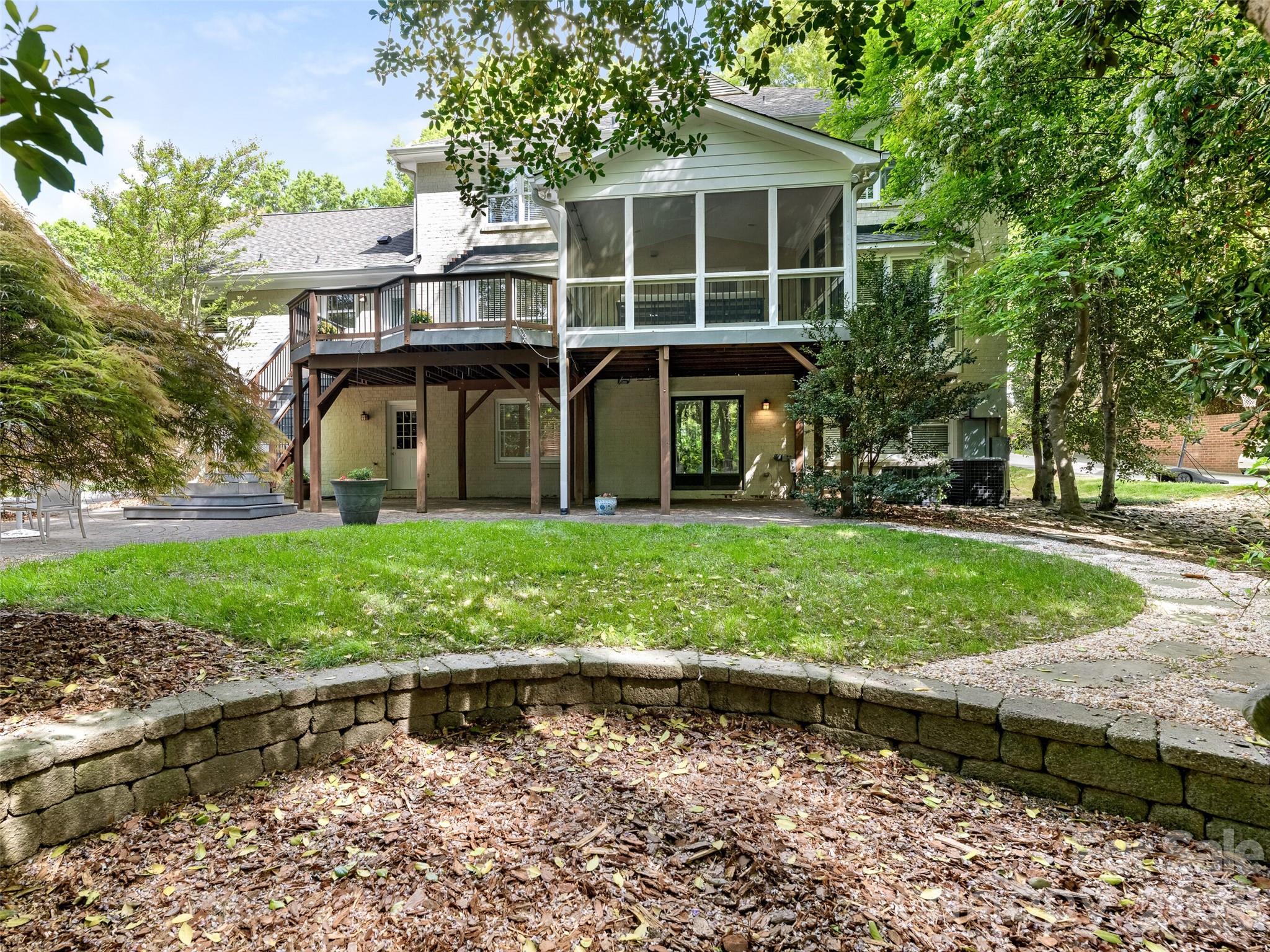 5239 Winding Brook Road — Charlotte