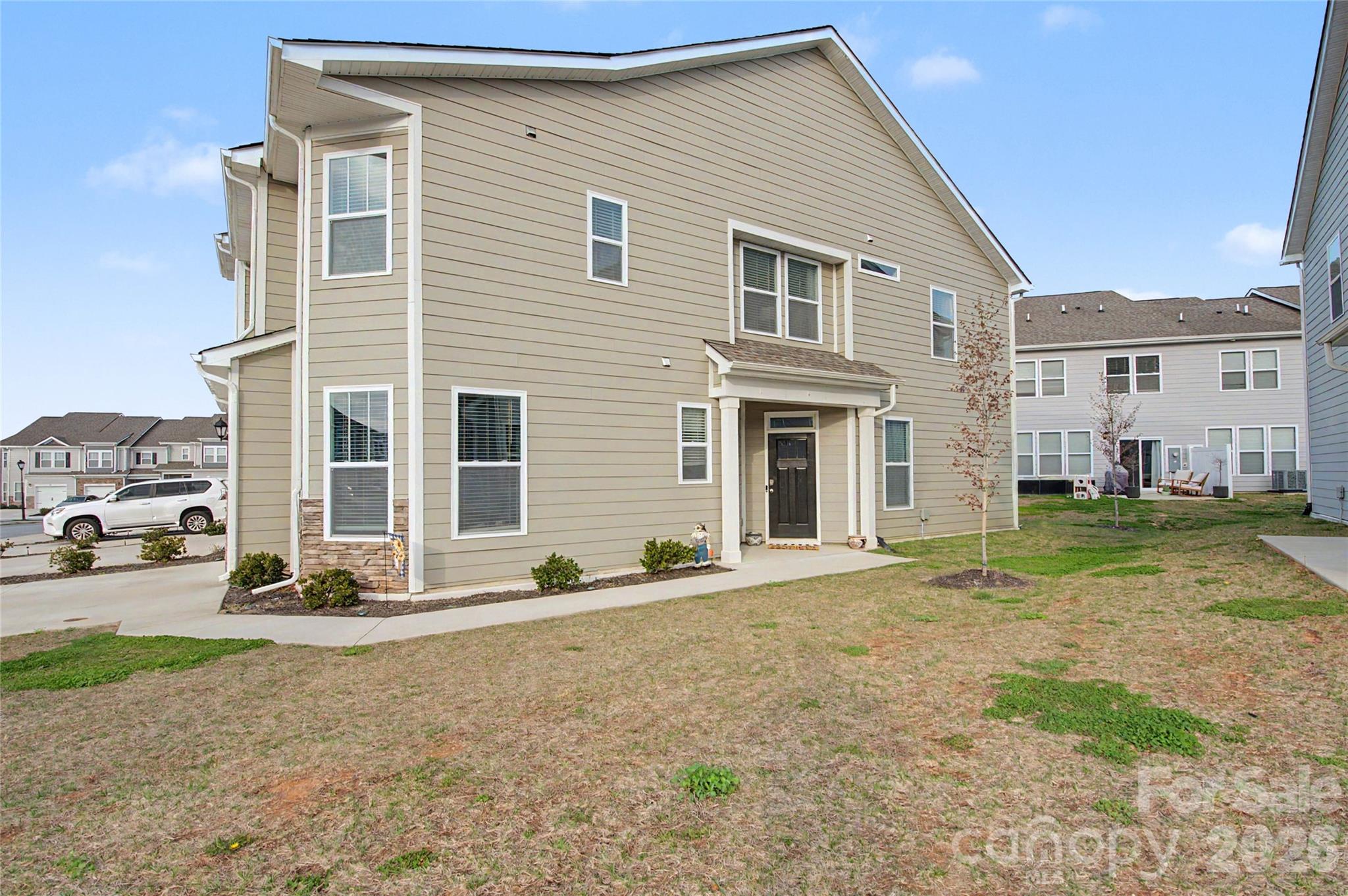 33 Cedar Hill Road — Hendersonville