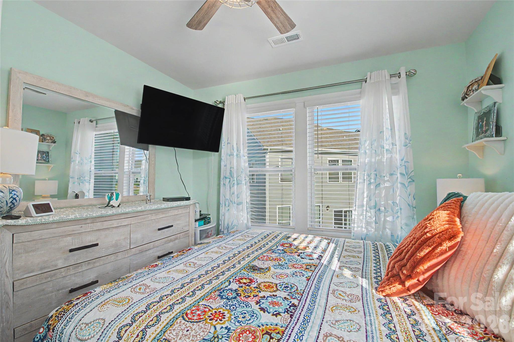 33 Cedar Hill Road — Hendersonville