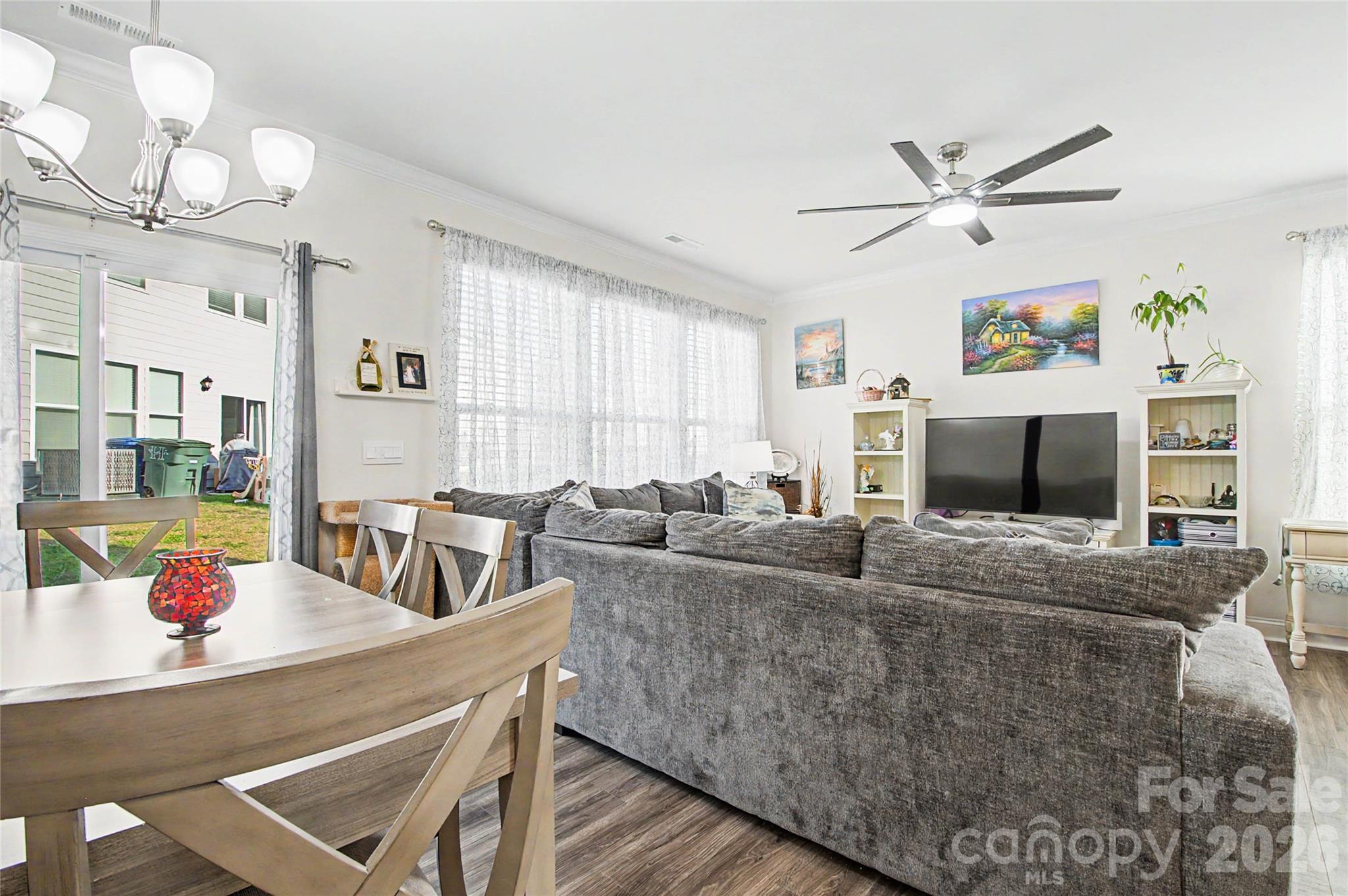 33 Cedar Hill Road — Hendersonville