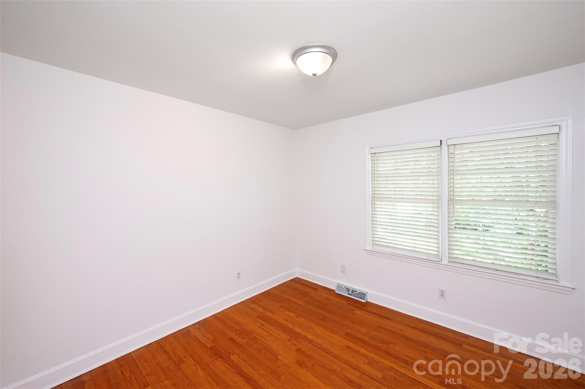 6629 Knightswood Drive — Charlotte
