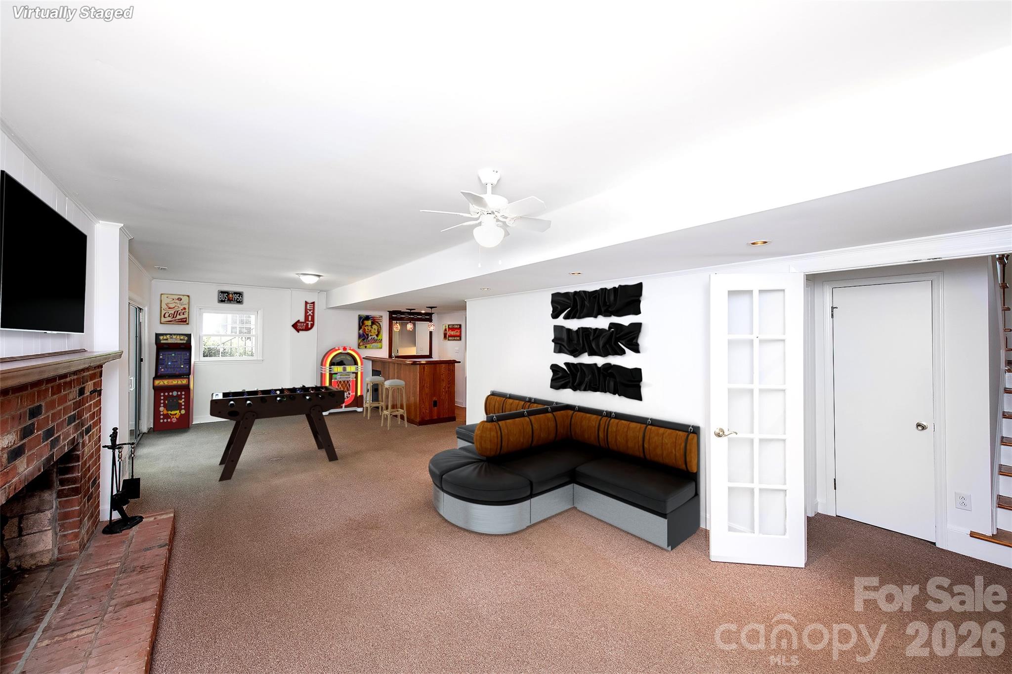 6629 Knightswood Drive — Charlotte