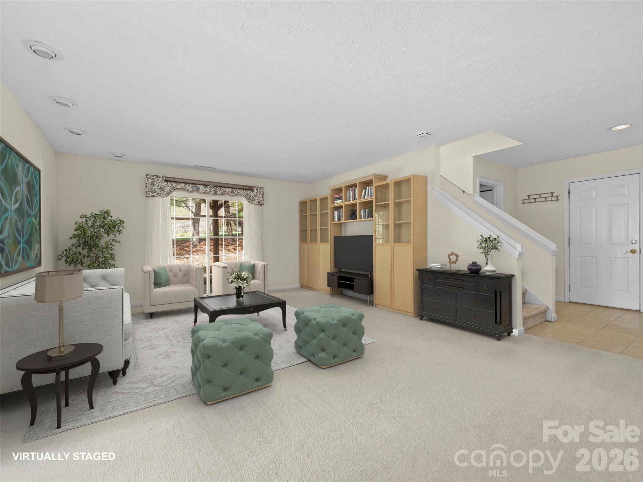 21 Old Applewood Lane — Hendersonville