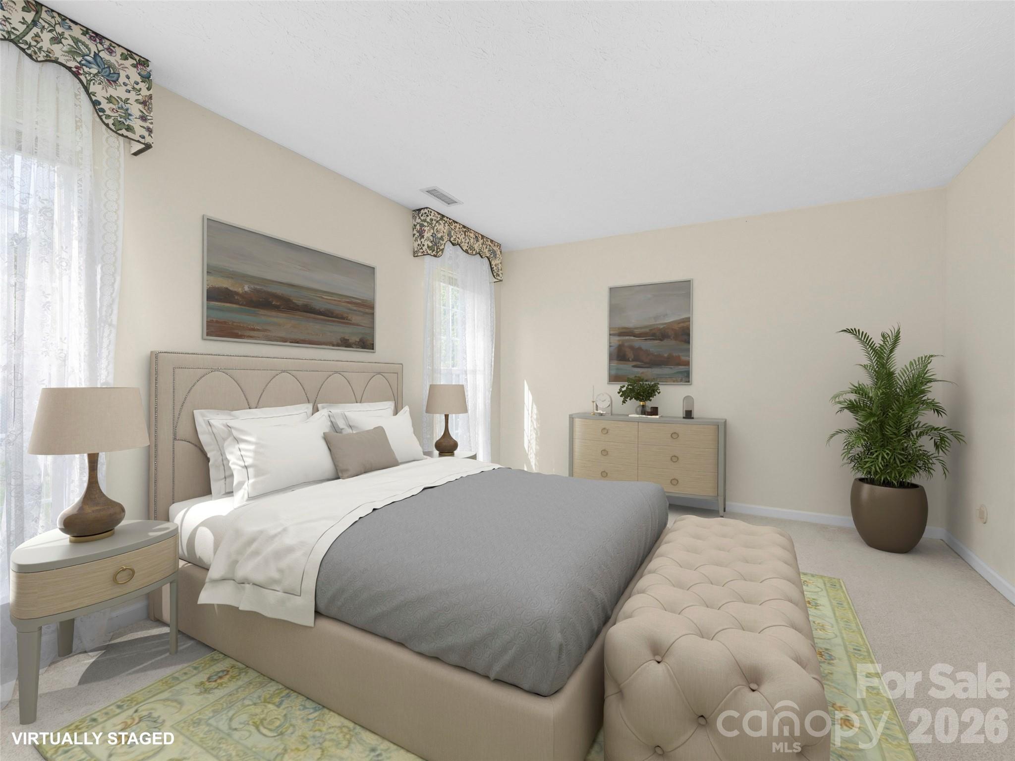 21 Old Applewood Lane — Hendersonville